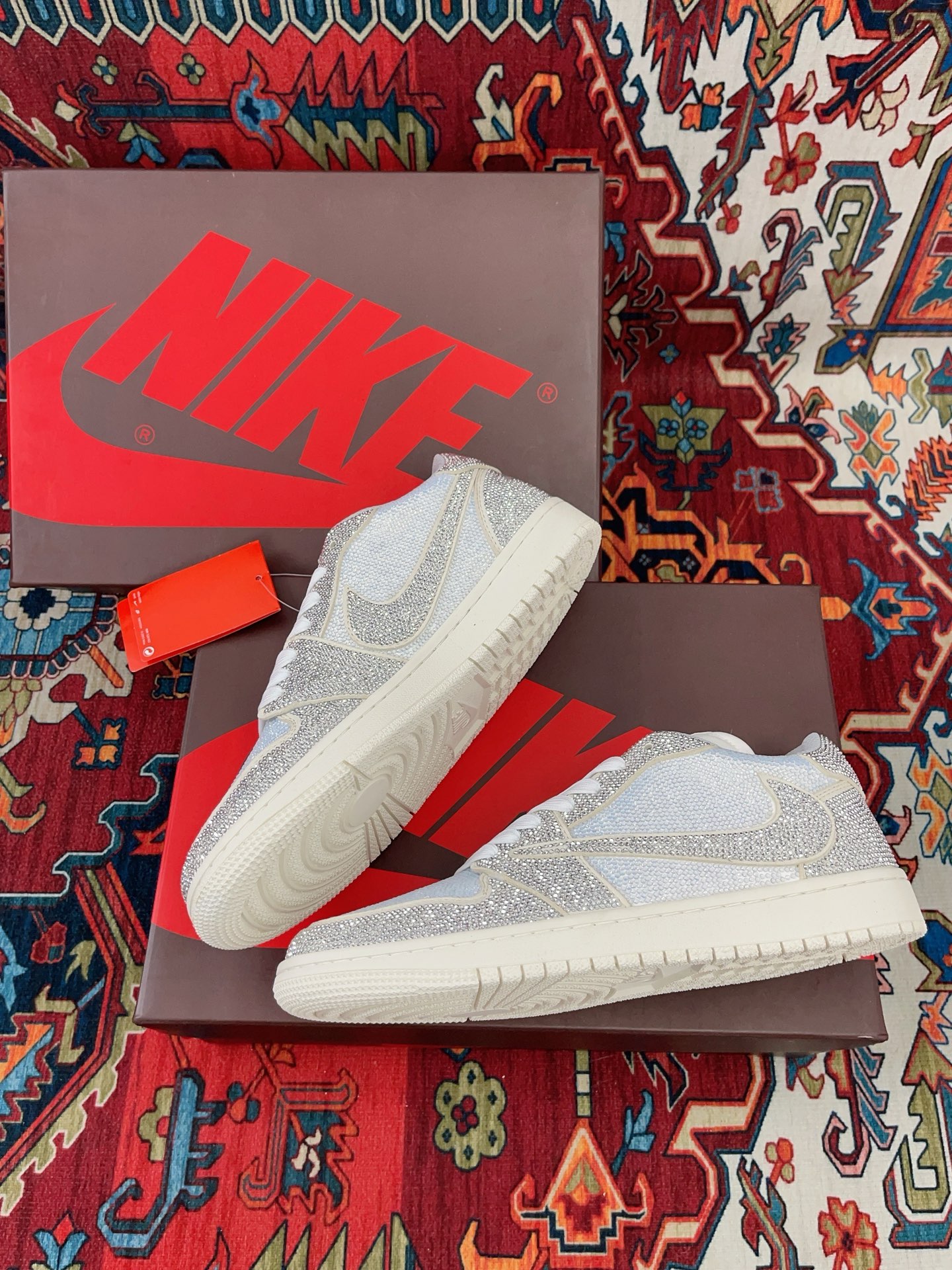 エア ジョーダン 低トップ690 特徴 独特なデザイン 牛革