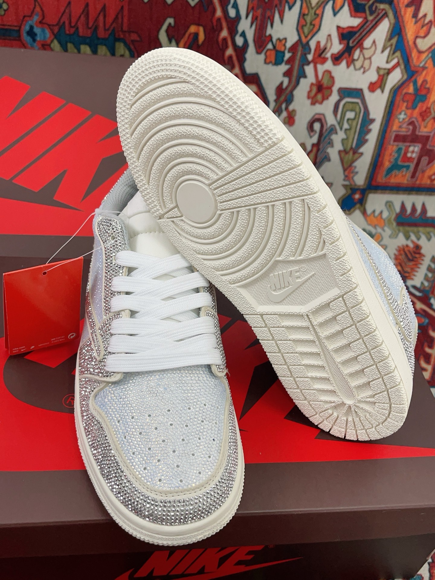 エア ジョーダン 低トップ690 特徴 独特なデザイン 牛革