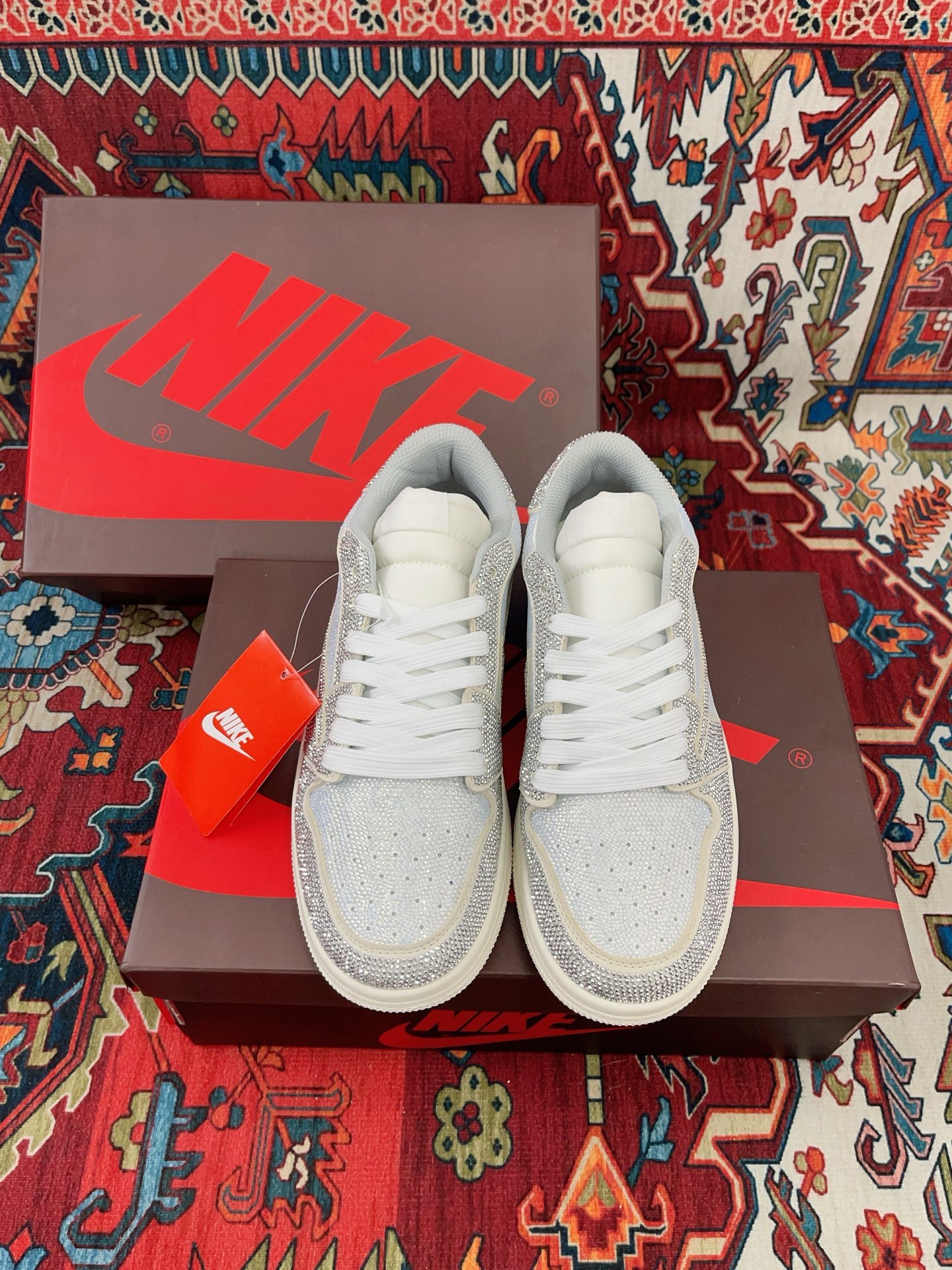 エア ジョーダン 低トップ690 特徴 独特なデザイン 牛革