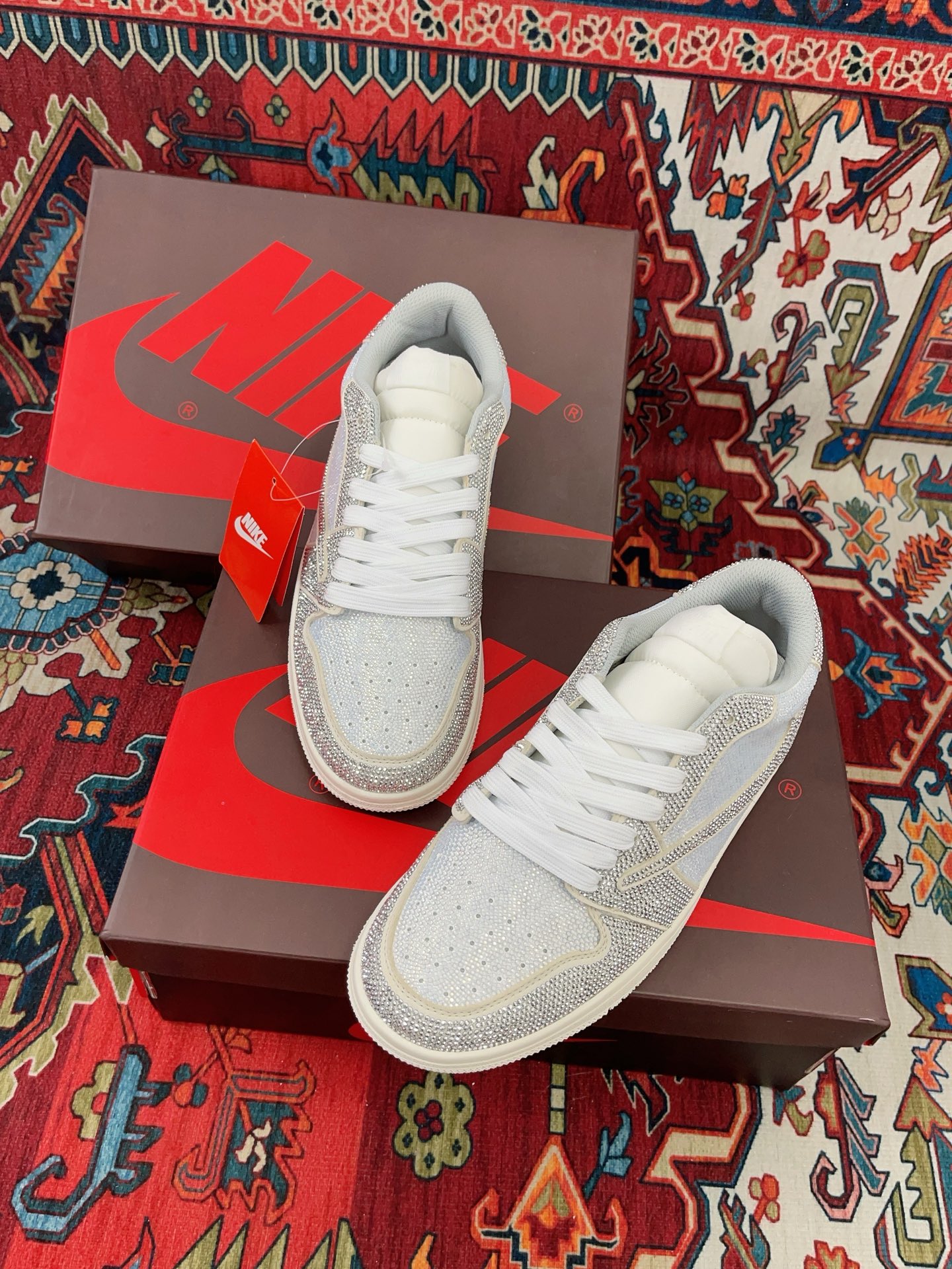 エア ジョーダン 低トップ690 特徴 独特なデザイン 牛革