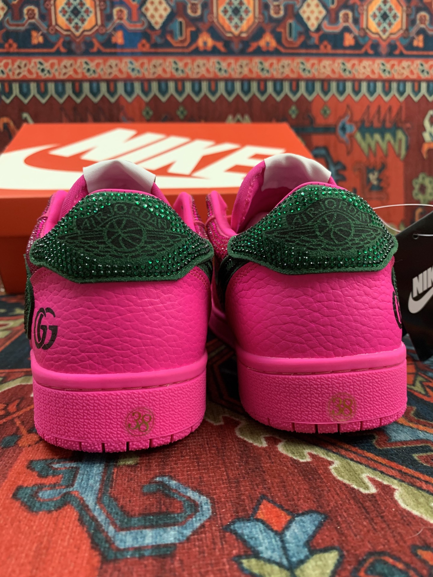 GUCCI グッチ Nike コラボ カップル用 スニーカー 高級