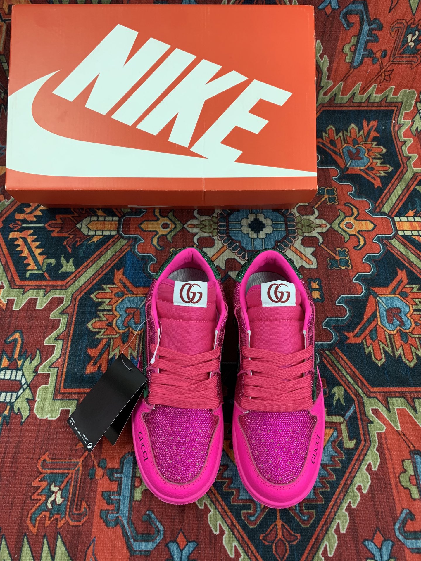 GUCCI グッチ Nike コラボ カップル用 スニーカー 高級