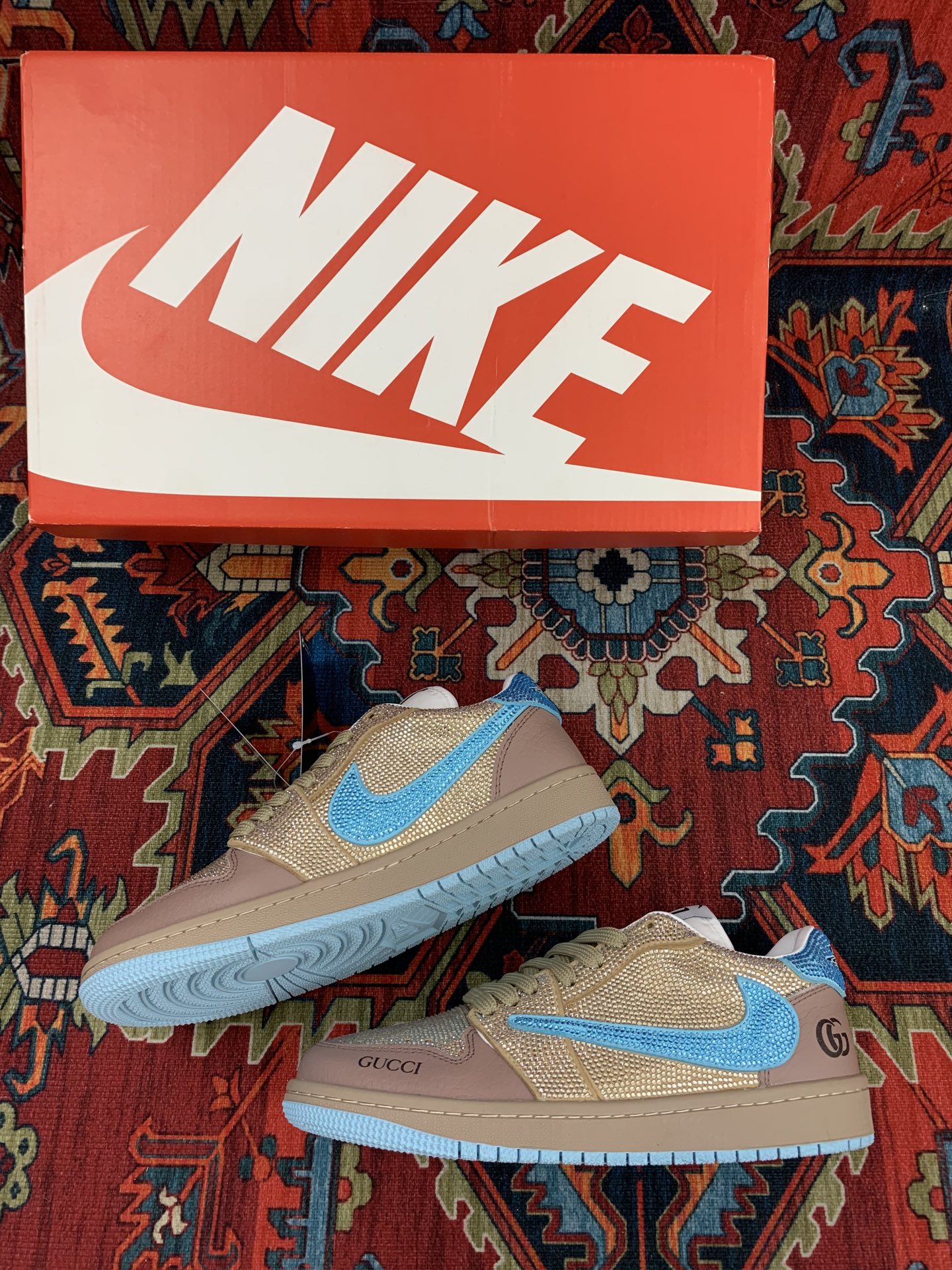 GUCCI ナイキ コラボ カップル スニーカー 牛革