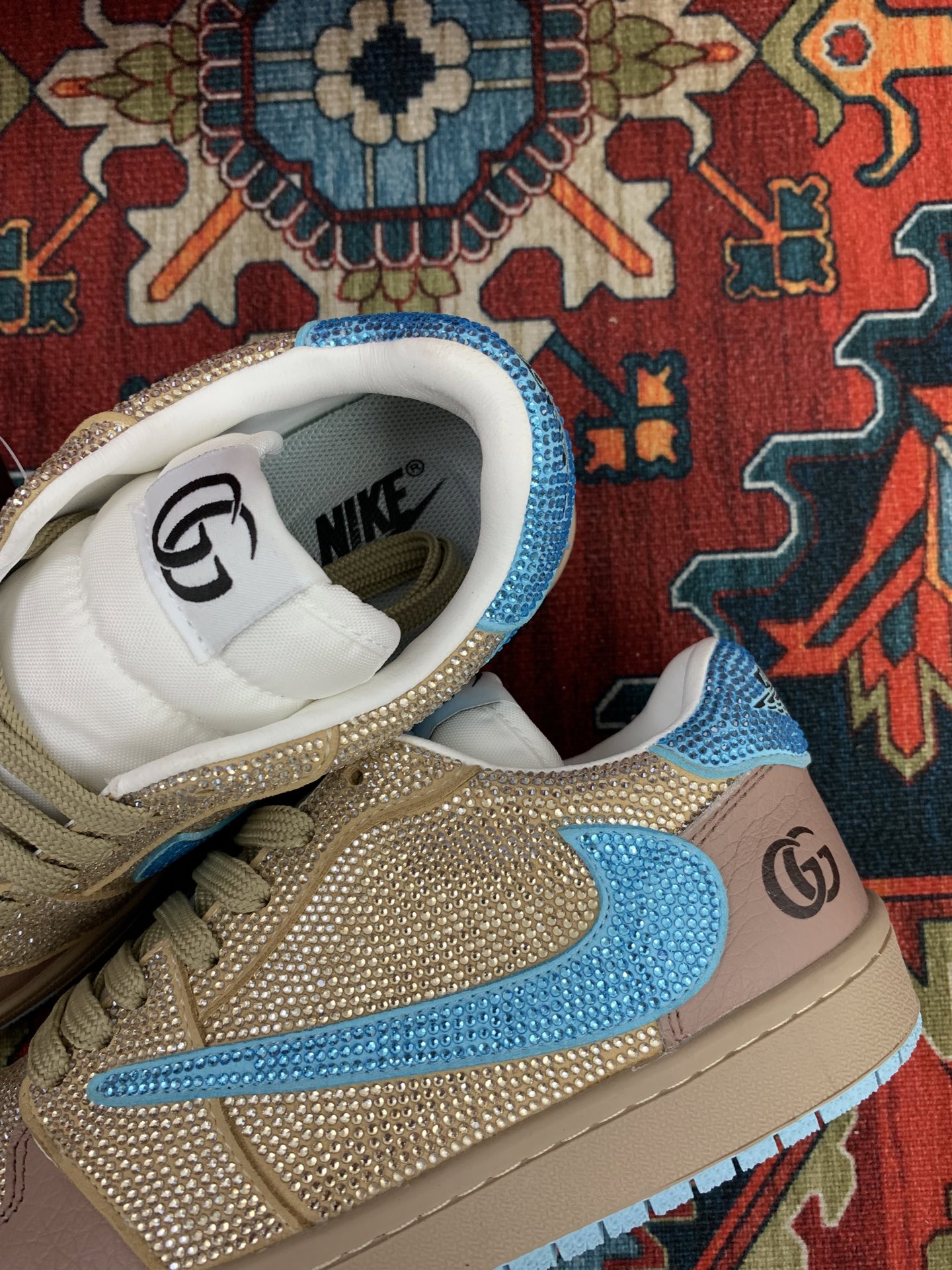 GUCCI ナイキ コラボ カップル スニーカー 牛革