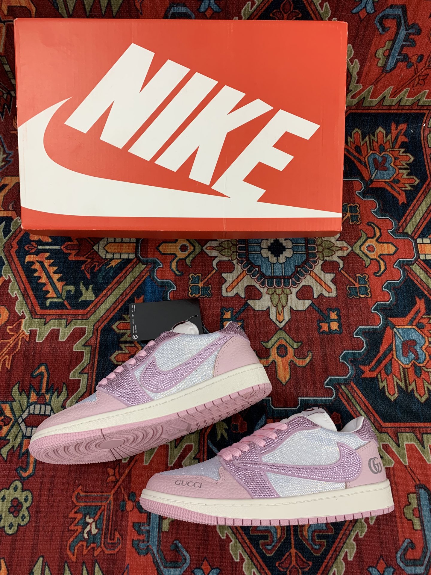 GUCCI グッチ ナイキ コラボ カップル スニーカー