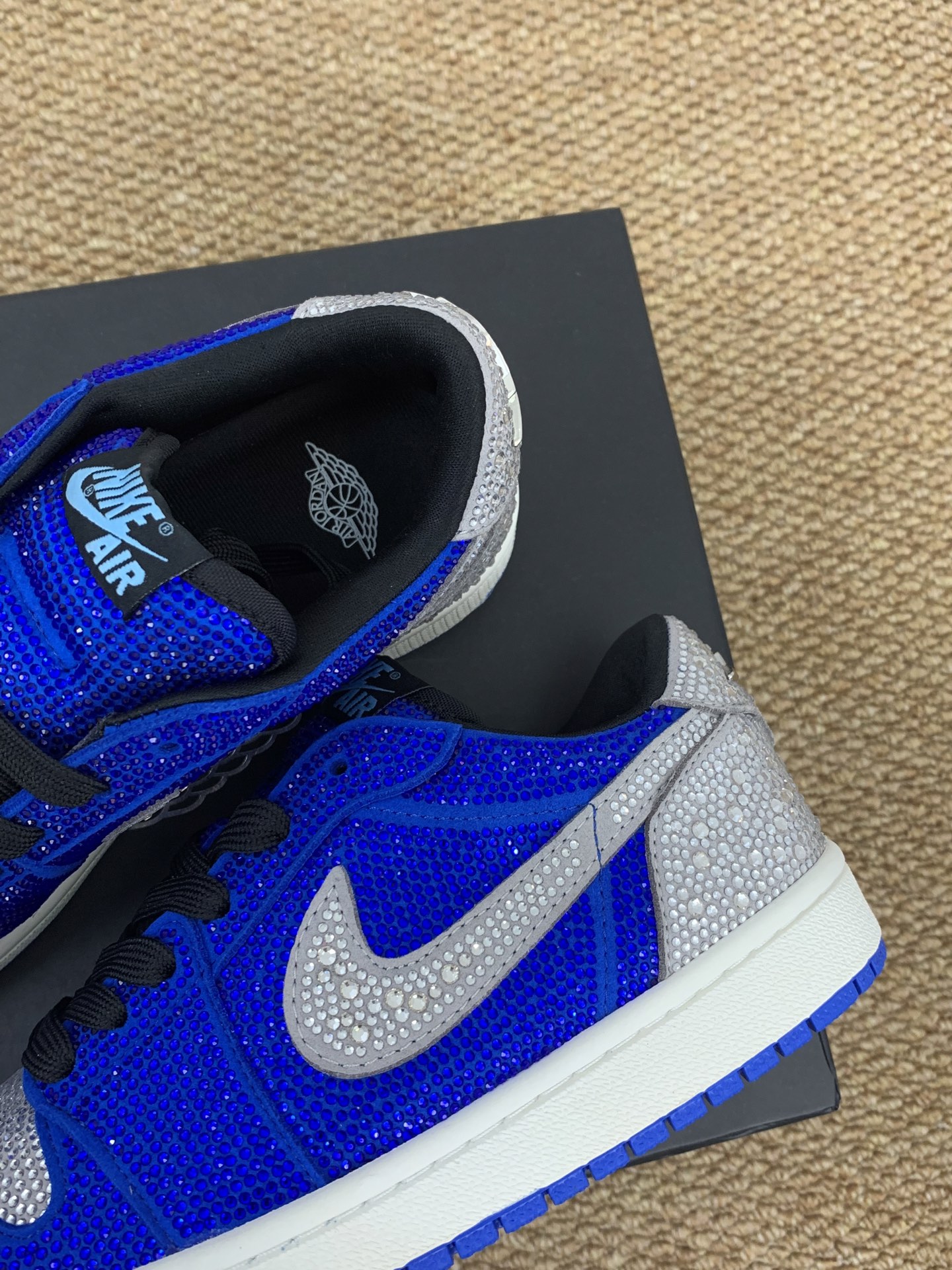 690 低め カップル用 スニーカー 牛革 ダイヤモンド