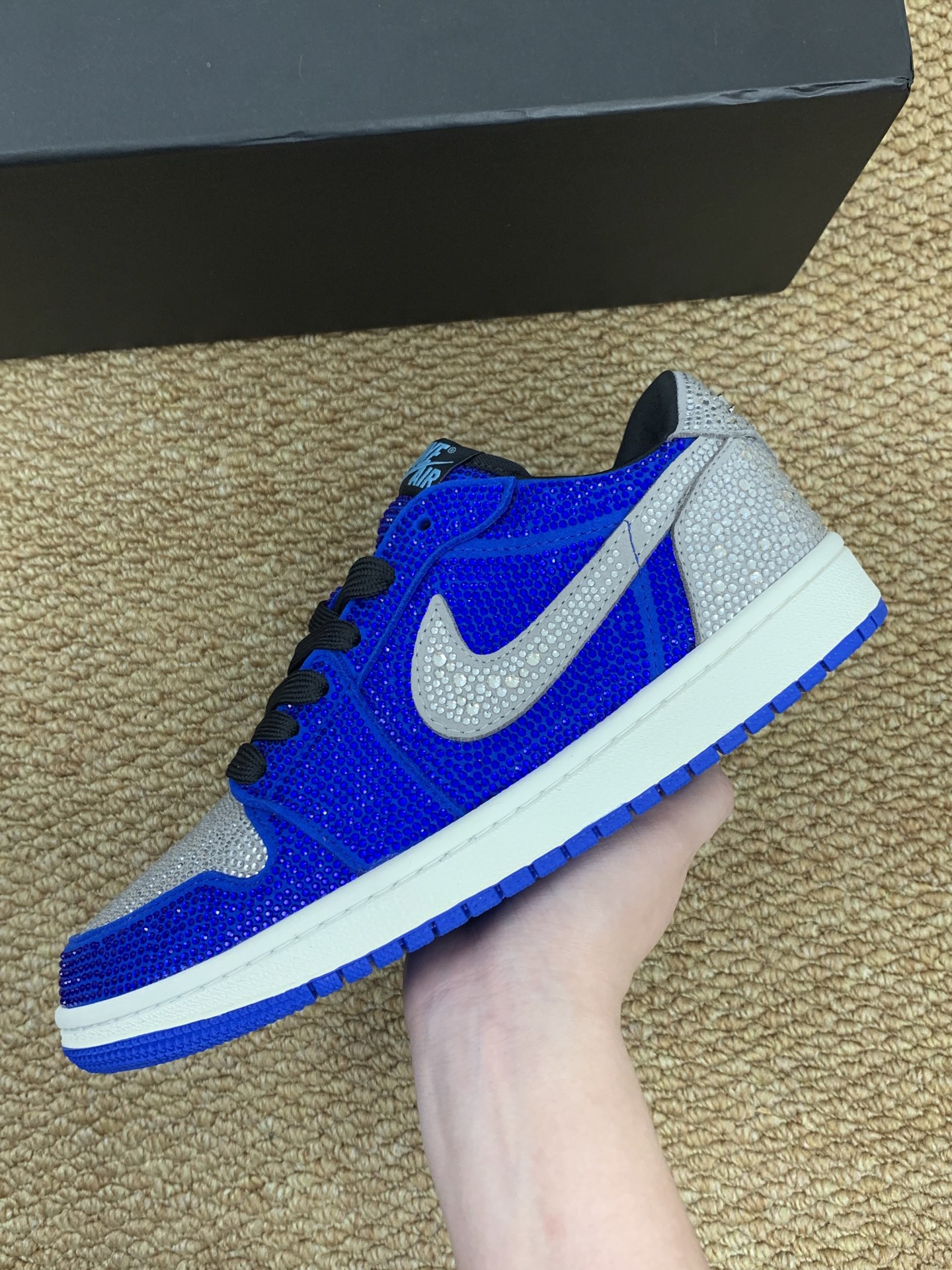 690 低め カップル用 スニーカー 牛革 ダイヤモンド