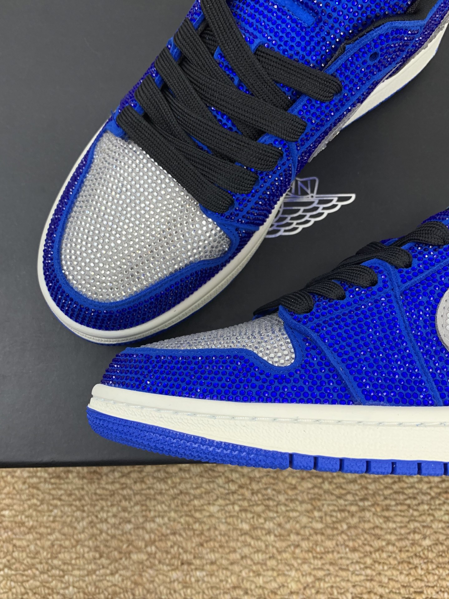 690 低め カップル用 スニーカー 牛革 ダイヤモンド