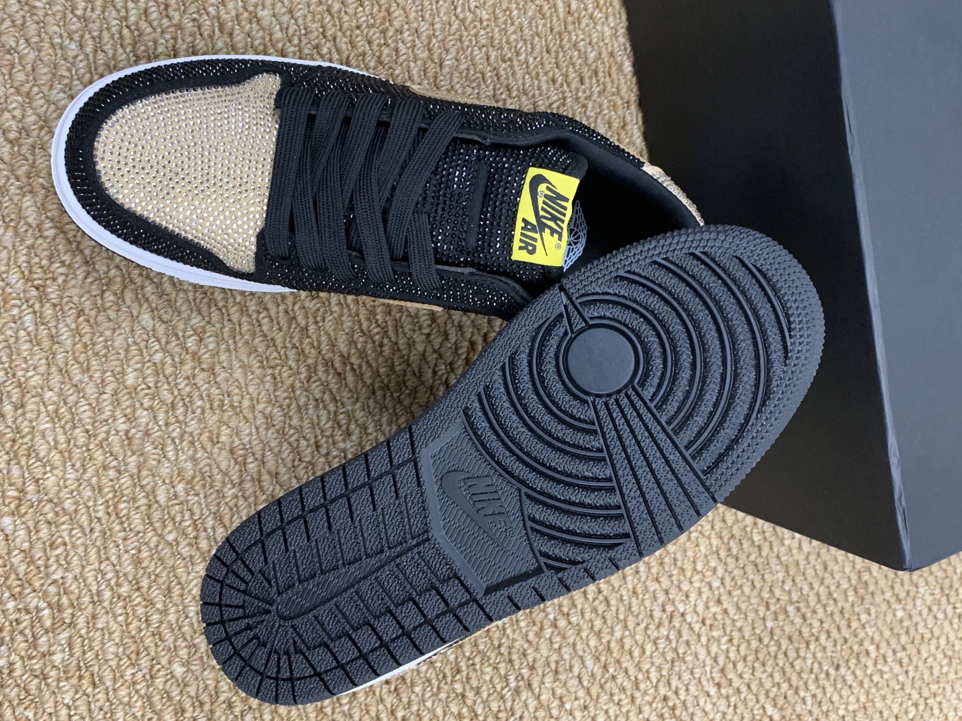 独占 ブランド 低トップ690 カップル ラインストーン シューズ