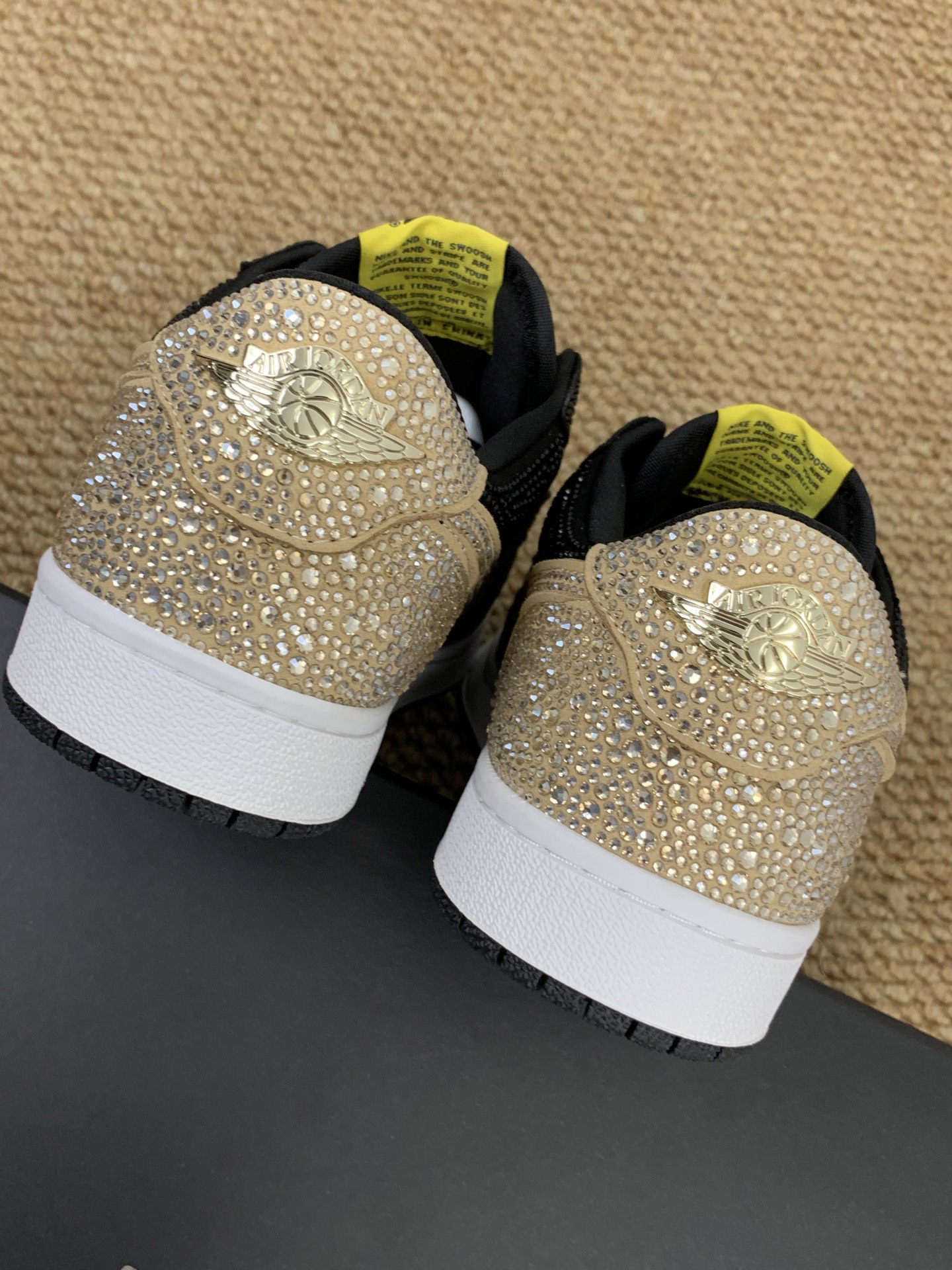 独占 ブランド 低トップ690 カップル ラインストーン シューズ