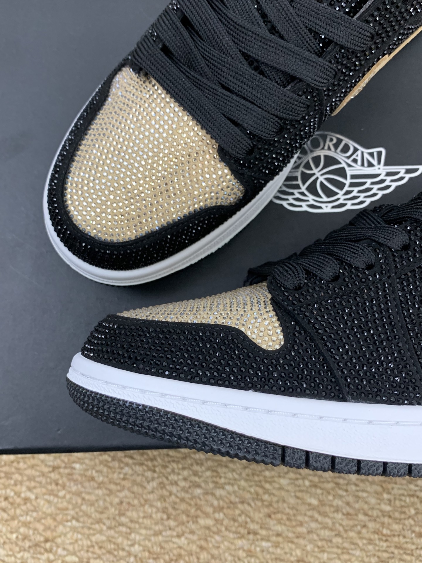 独占 ブランド 低トップ690 カップル ラインストーン シューズ