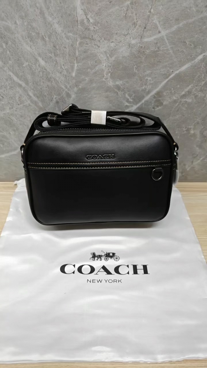 Coach Black Leather Camera Crossbody Bag, 23cm, Stylish and Functional