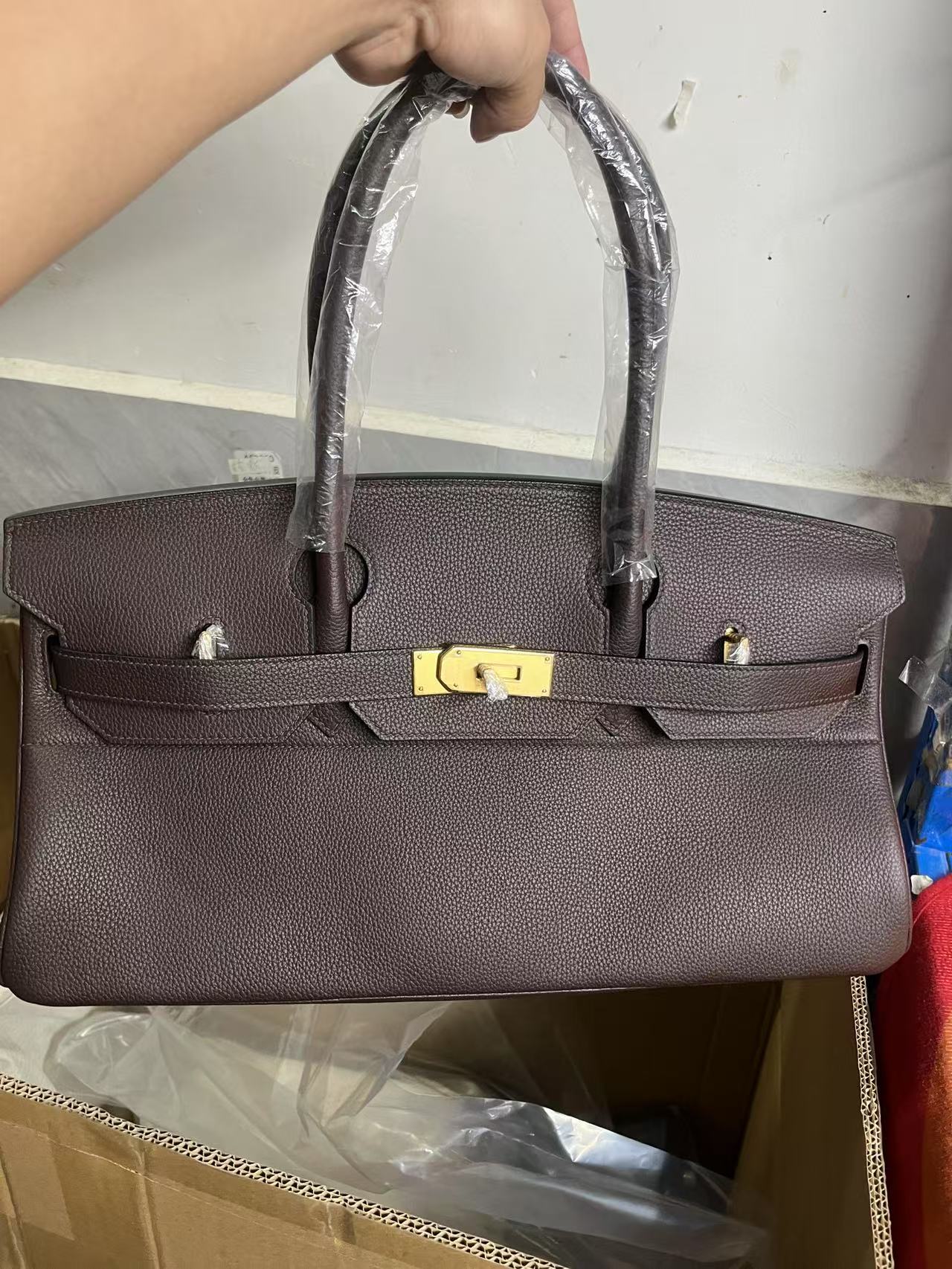 Foto real de pedido personalizado, Birkin 42cm, versión corta, color ébano, cuero Togo, hebilla dorada, cosido a mano c…
