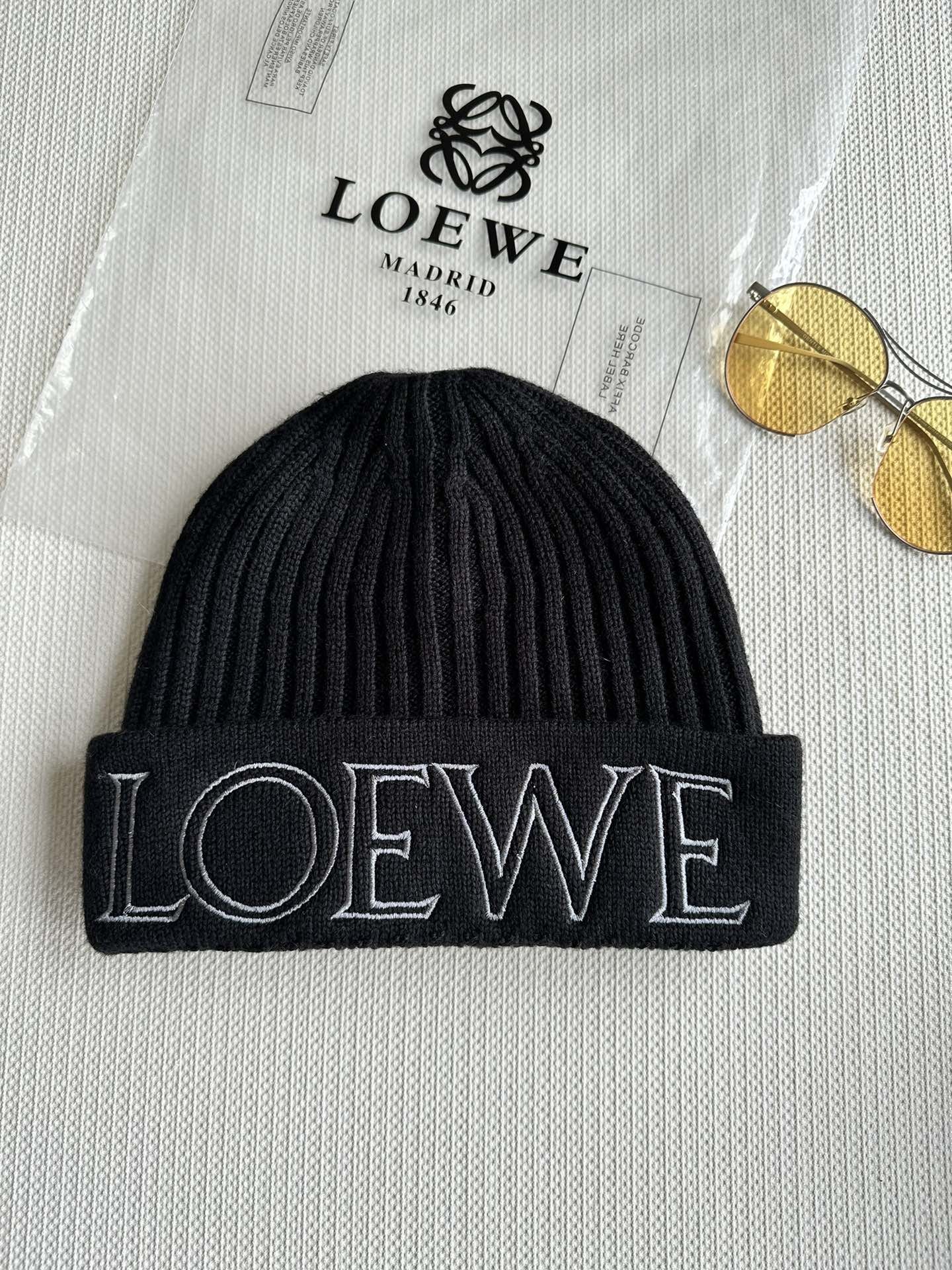 Loew*新款秋冬毛线帽秋冬必备单品杨幂同款️SizeF均码.