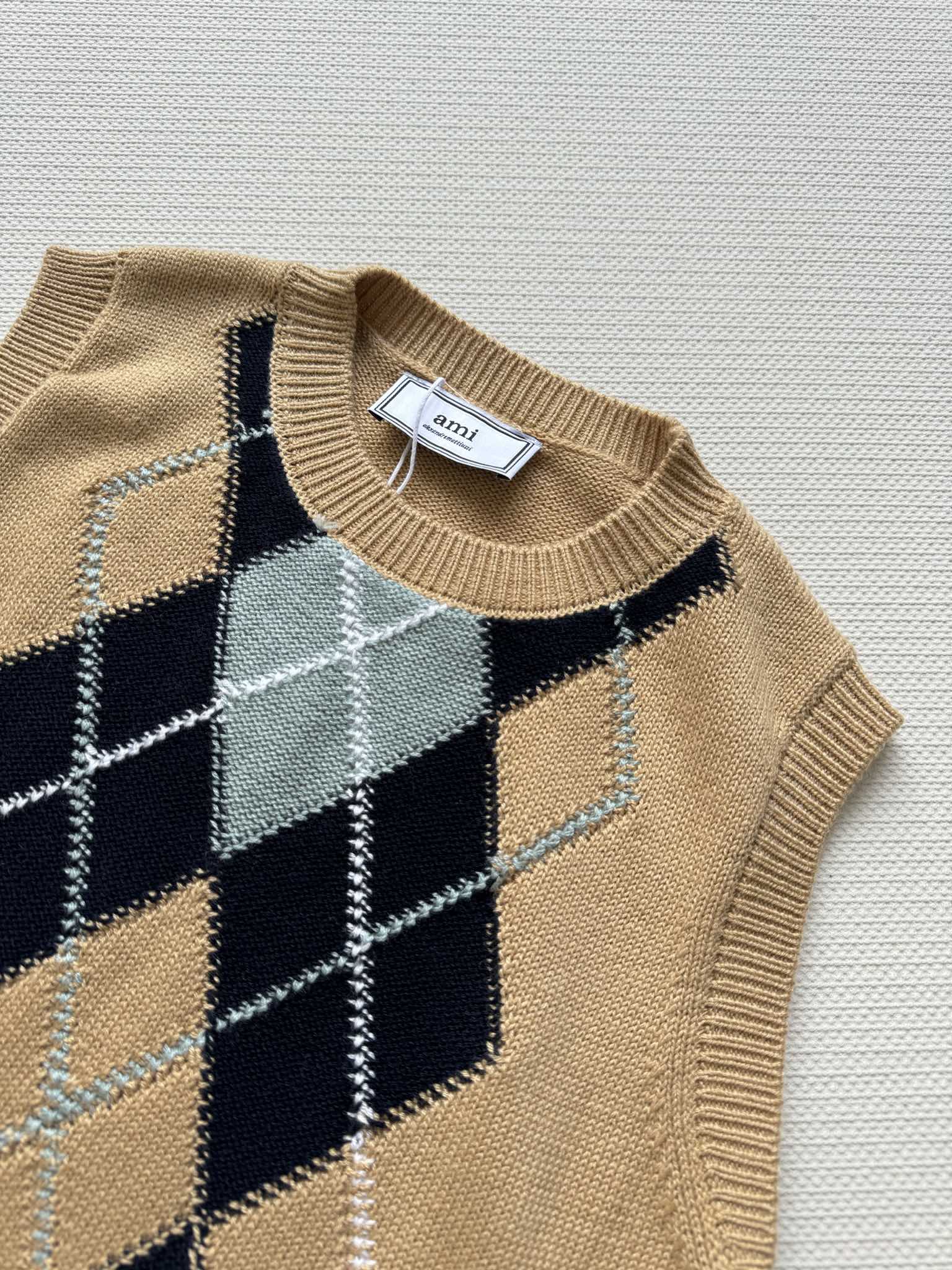 P552 First-Hand Female Suit with Shrink Knitting Vest for Fall/Winter Collection - 图片 5