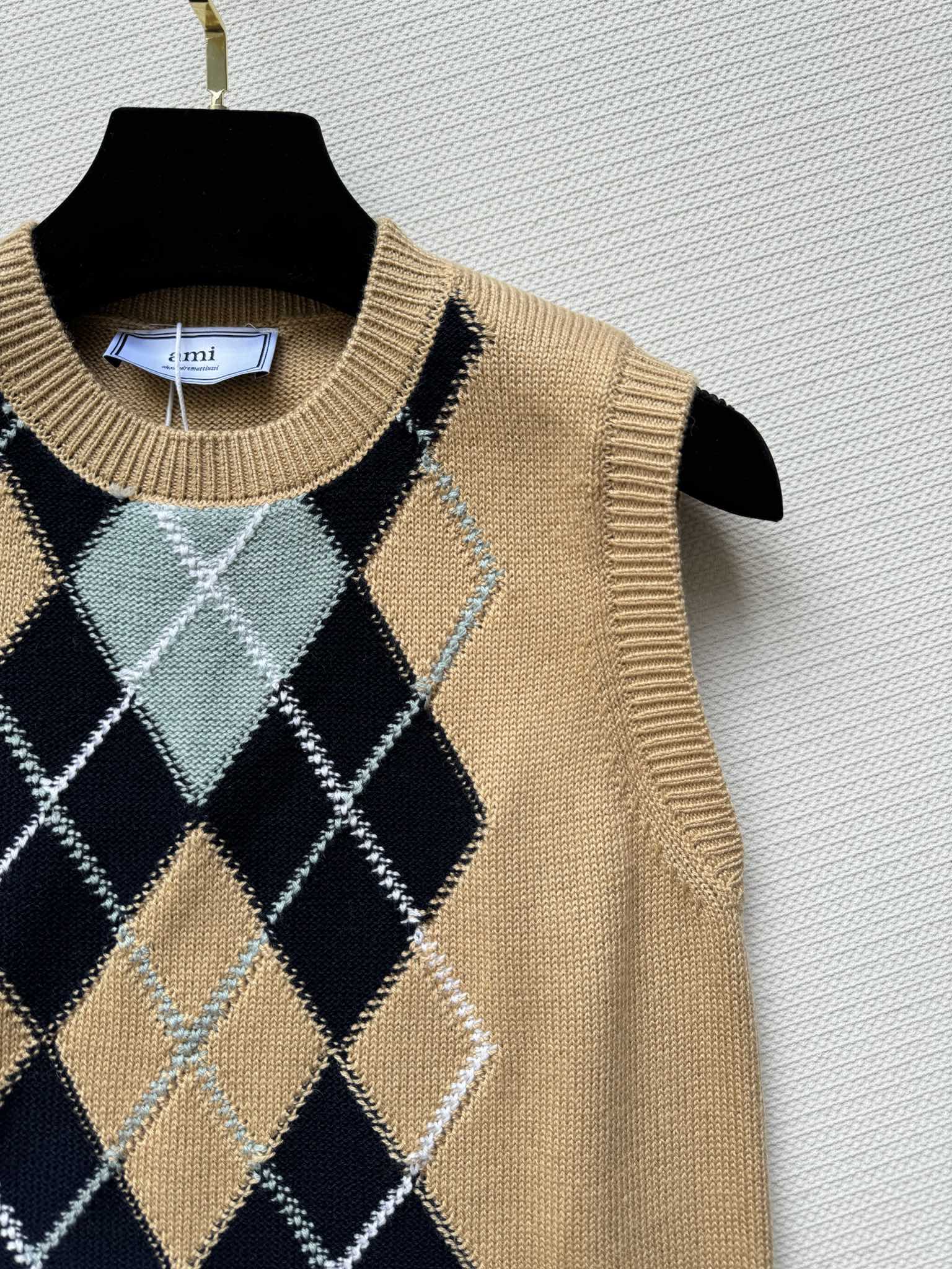 P552 First-Hand Female Suit with Shrink Knitting Vest for Fall/Winter Collection - 图片 6