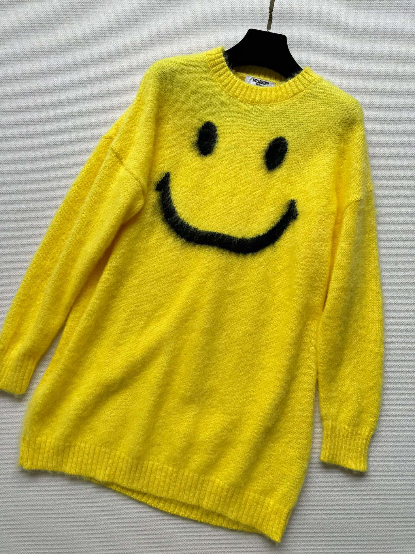 p690 For a bad girl with a new Moschin, a smiley dress, SML. - 图片 3
