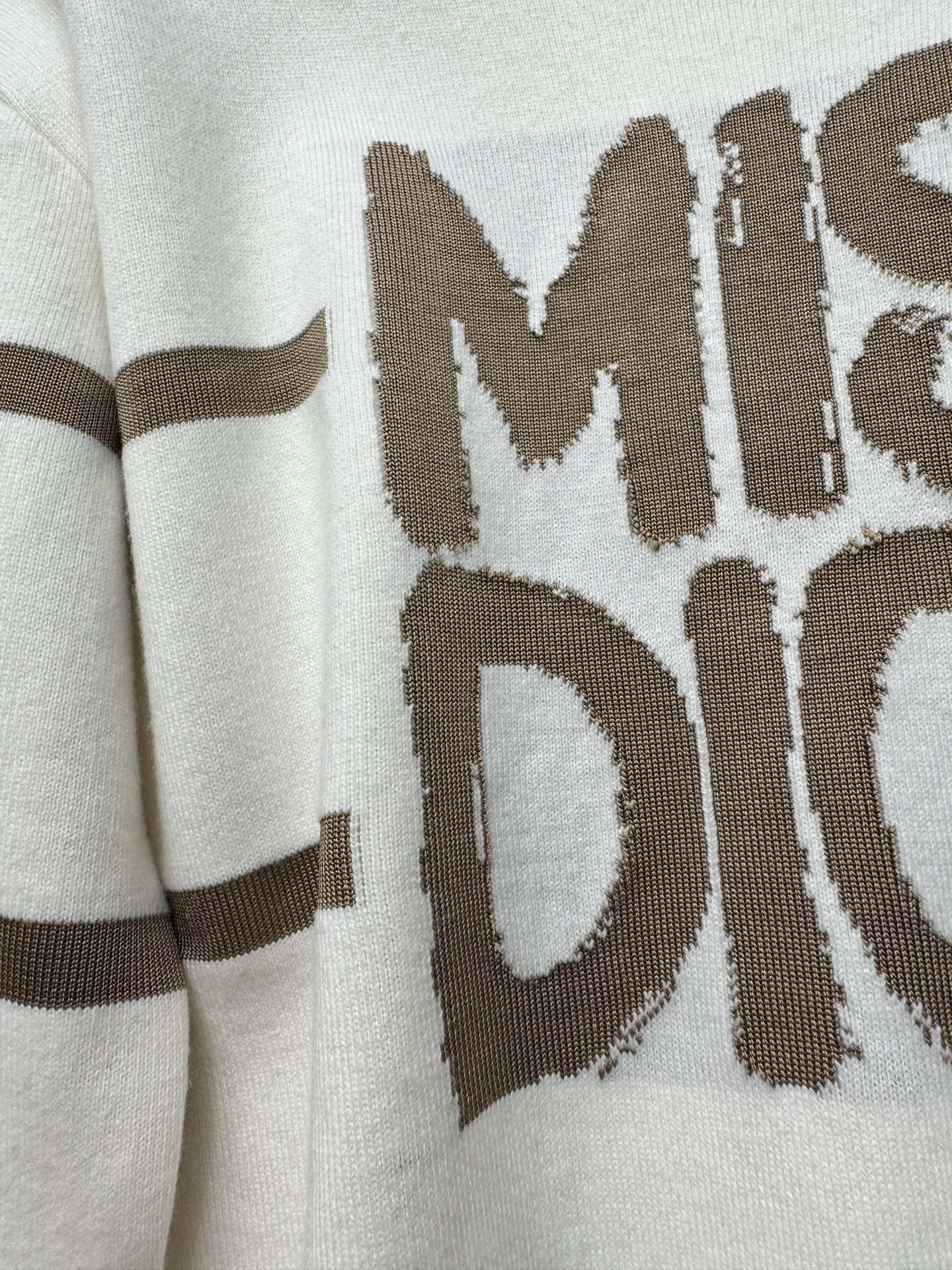 Dio*新款MISSDIOR提花logo羊毛羊绒混纺ＳＭＬ.