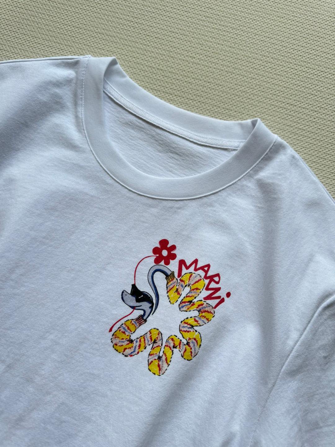 p437 First-rate, hard-core women’s suit, new Marni, New Year’s Snake T-shirt SML - 图片 6