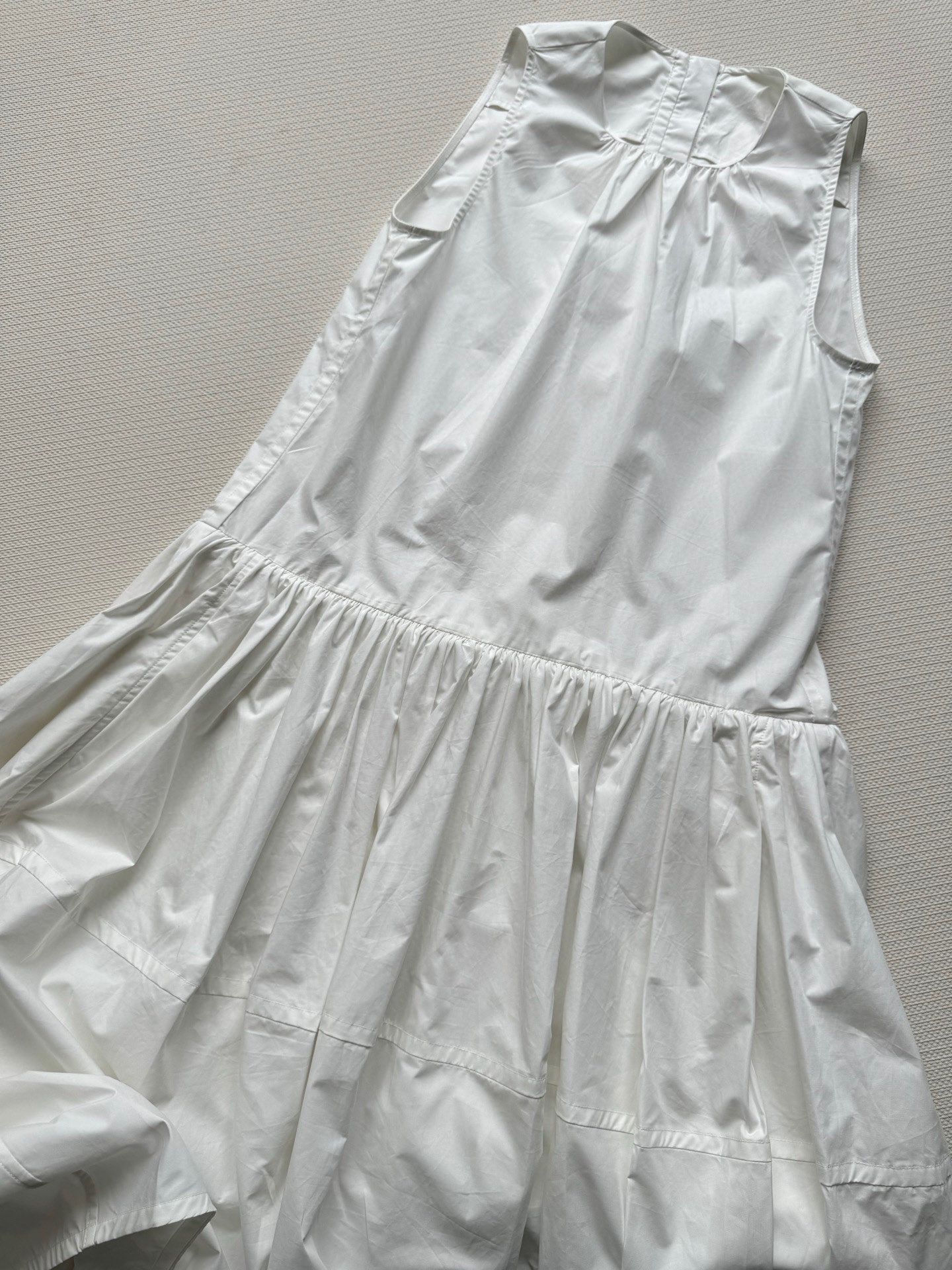 Minimalist Cotton Vest Dress by Jill Sander: Simple and Cute Style - 图片 4