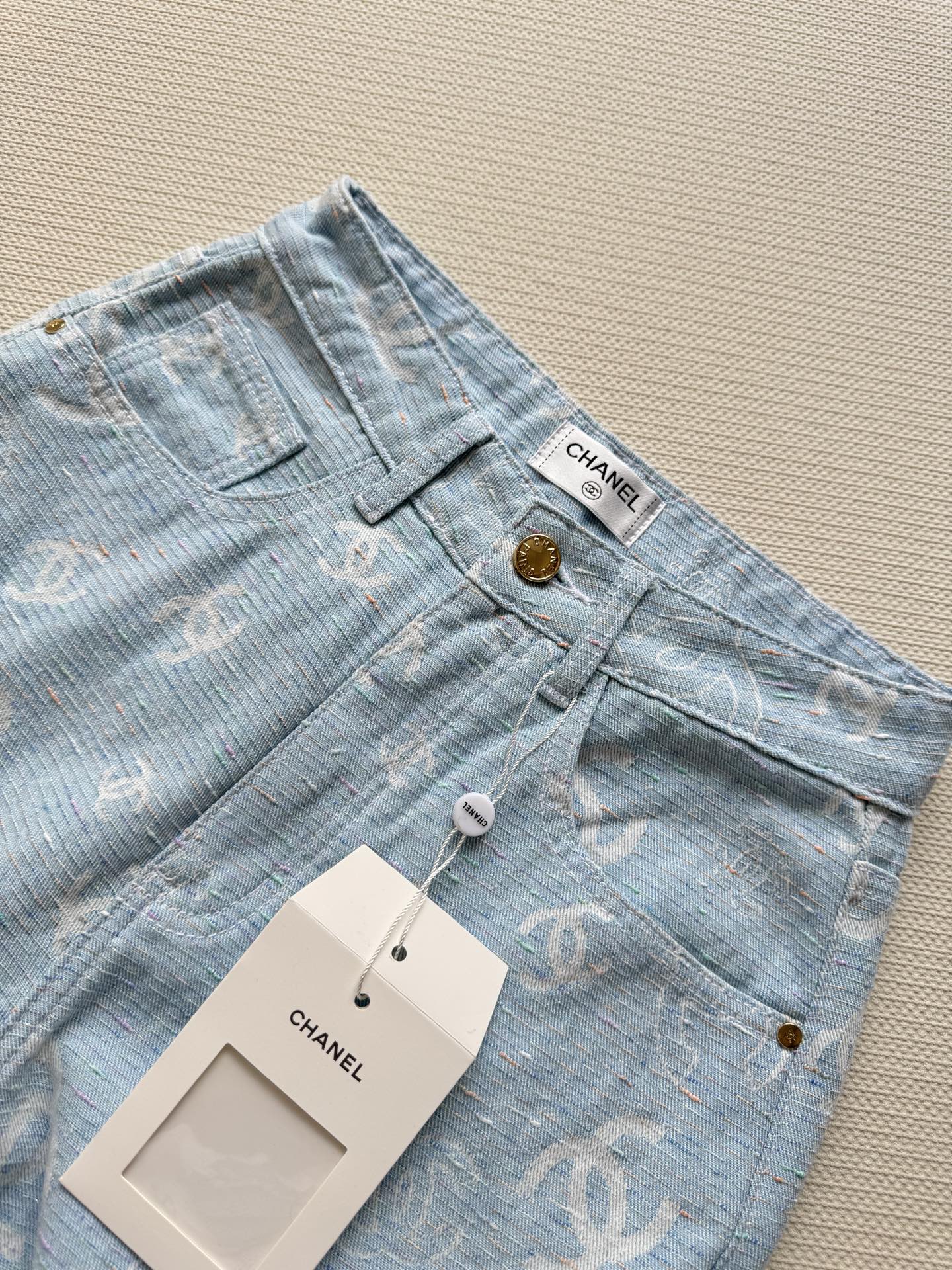 Chanel 25SS Light Blue Jacquard Straight-Leg Jeans - Spring Collection 7 i1741928165929 1281 0 1