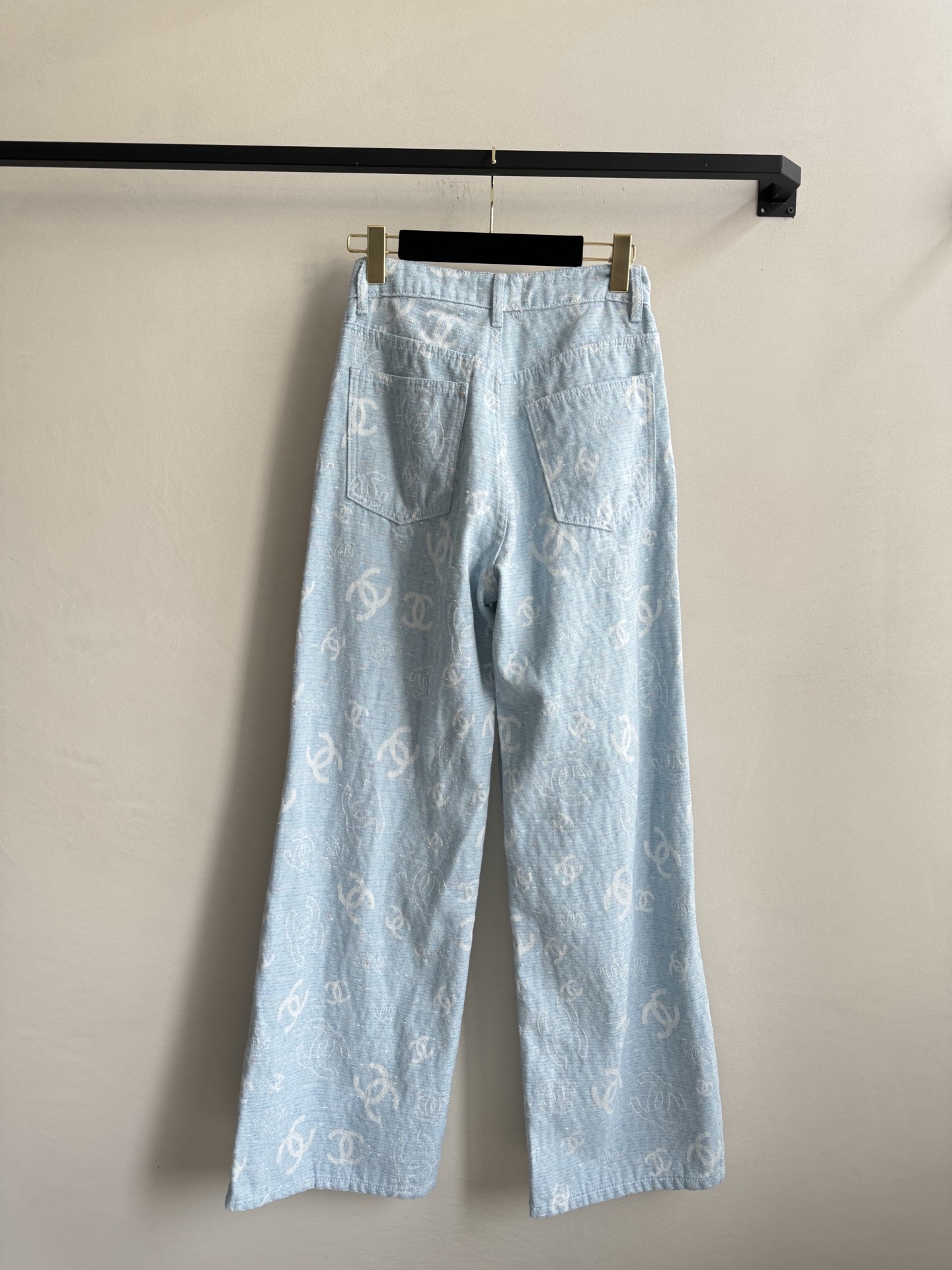 Chanel 25SS Light Blue Jacquard Straight-Leg Jeans - Spring Collection 3 i1741928167271 5087 0 8