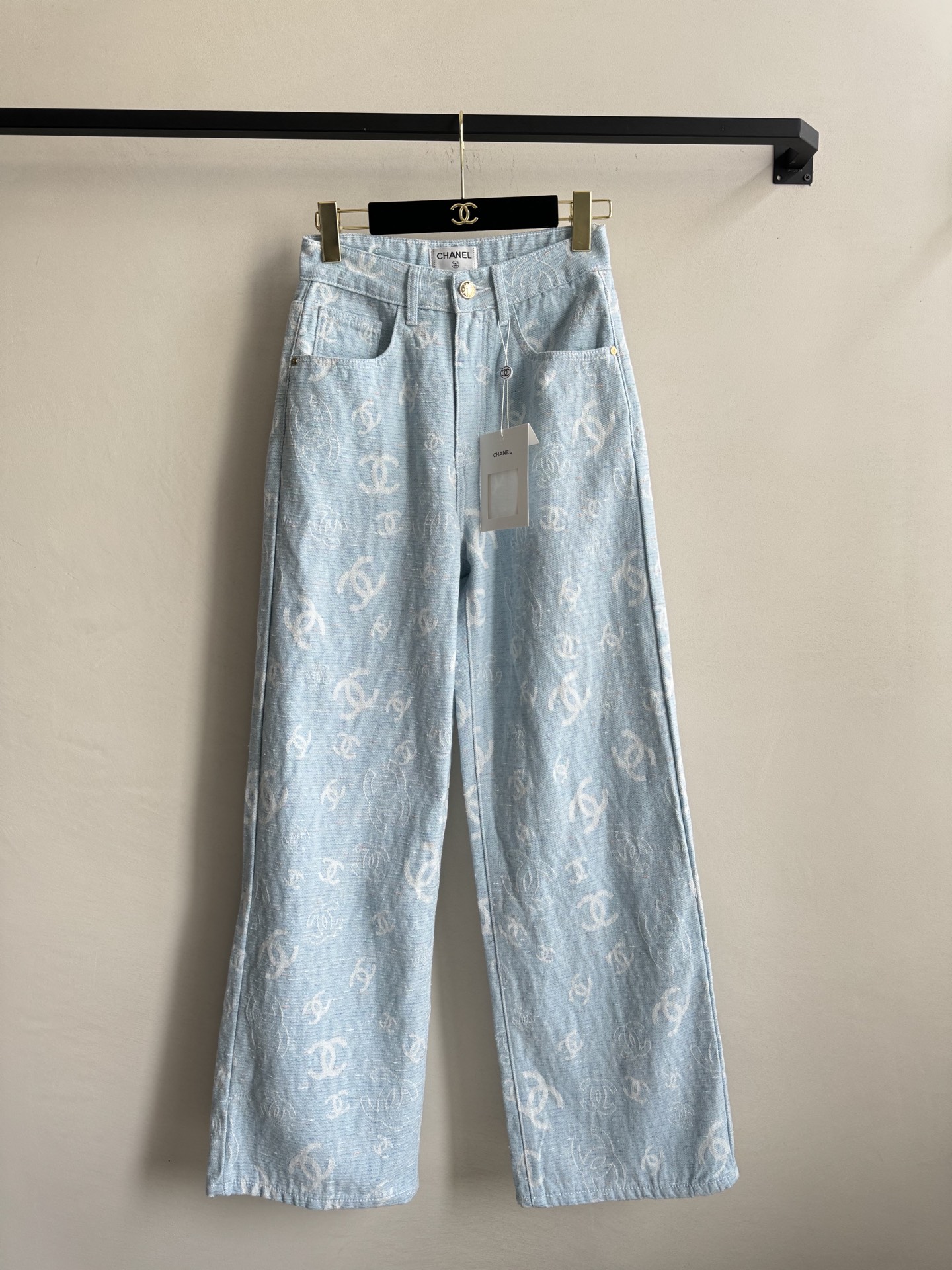 Chanel 25SS Light Blue Jacquard Straight-Leg Jeans - Spring Collection 2 i1741928167469 9706 0 7