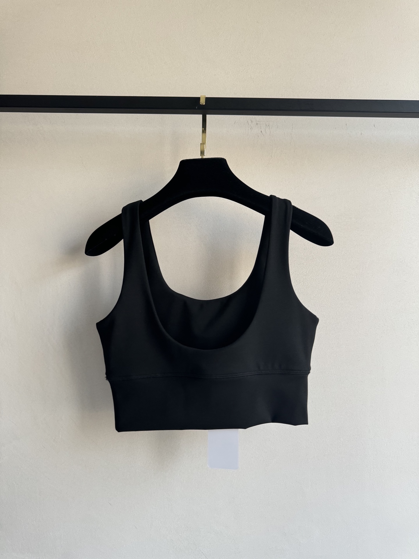 P414 Explosive Sports Suit: Stylish Design for Comfortable Workouts - 图片 2