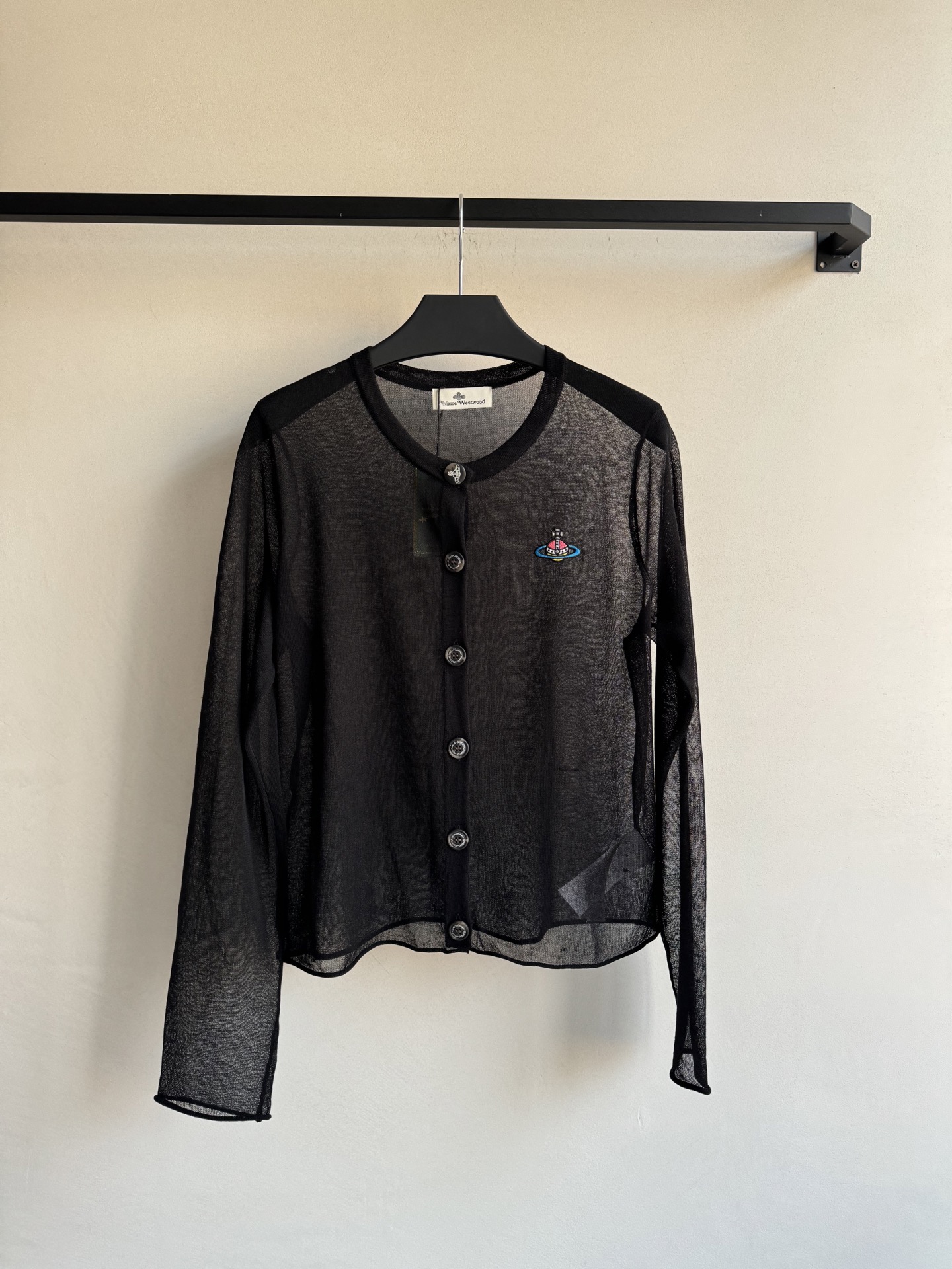 Fashionable Planet Embroidered Round Tie Shirt with Sunscreen Pocket - 图片 1