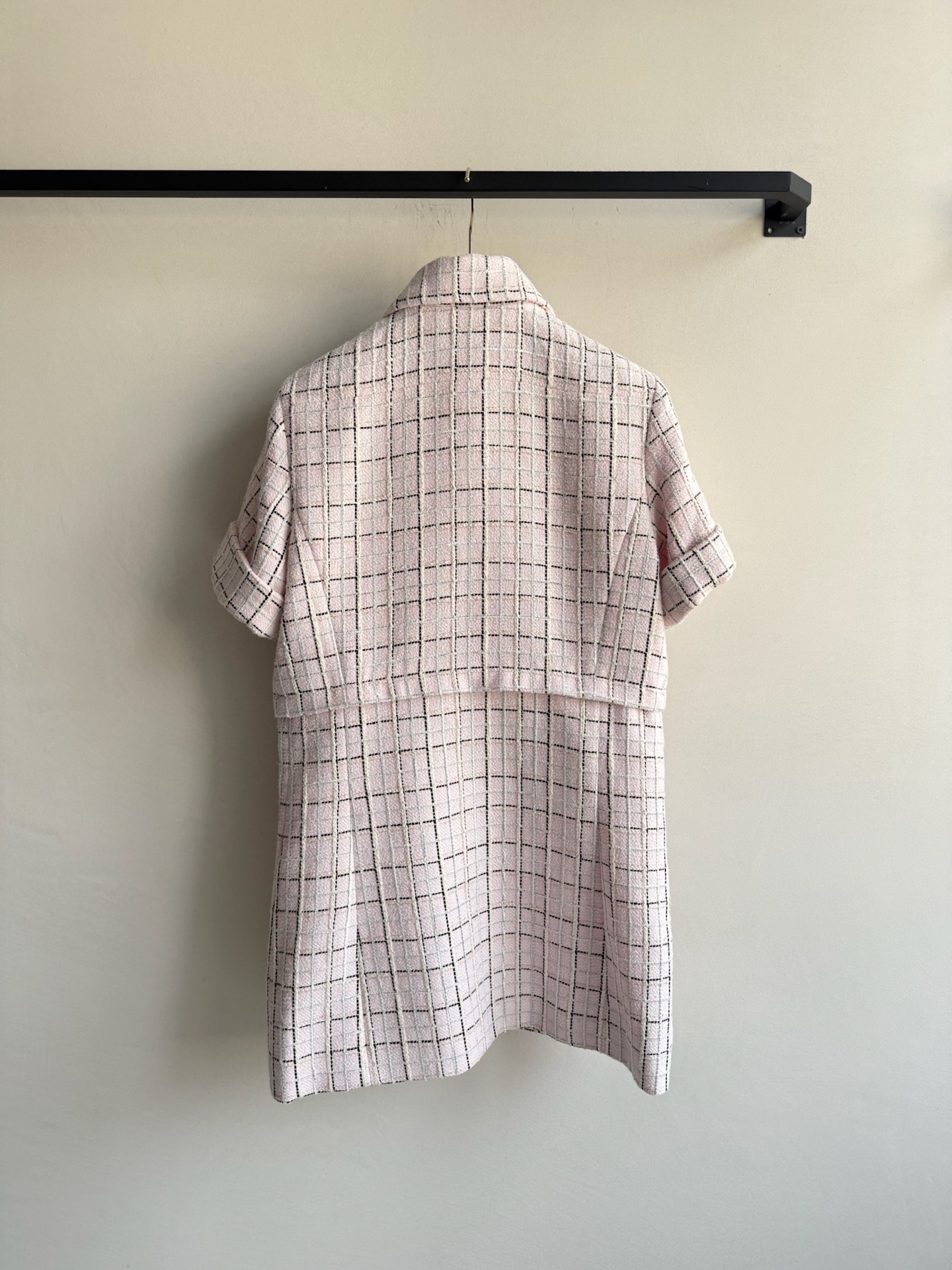 Chanel 2025C Tweed Mini Dress, Pink, White and Black - Elegant & Chic 3 i1745117793555 1751 0 1