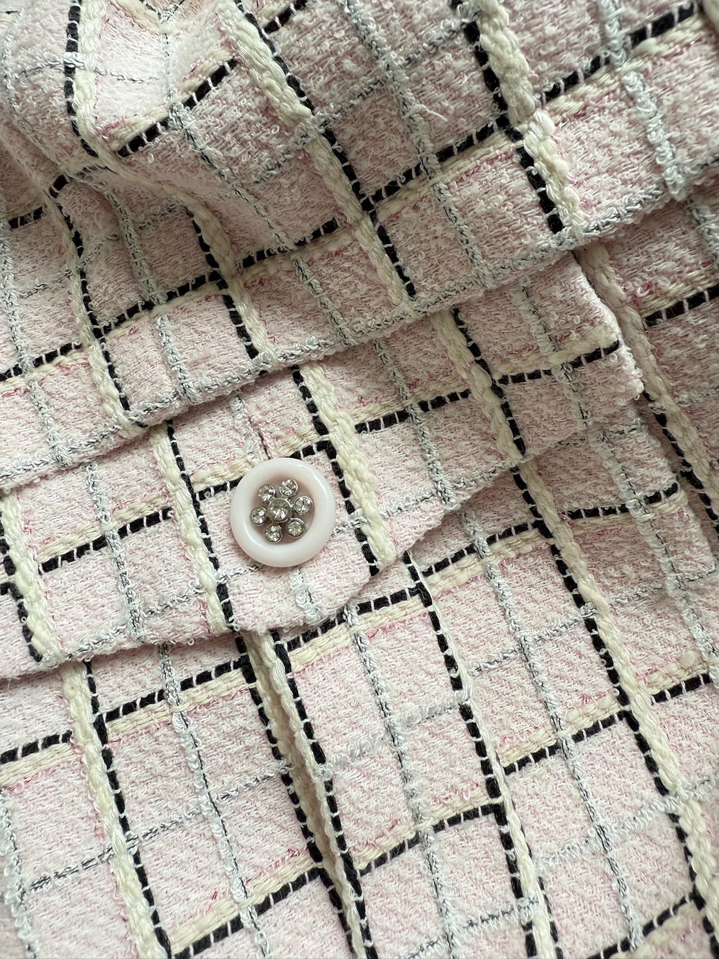 Chanel 2025C Tweed Mini Dress, Pink, White and Black - Elegant & Chic 7 i1745117798045 487 0 7