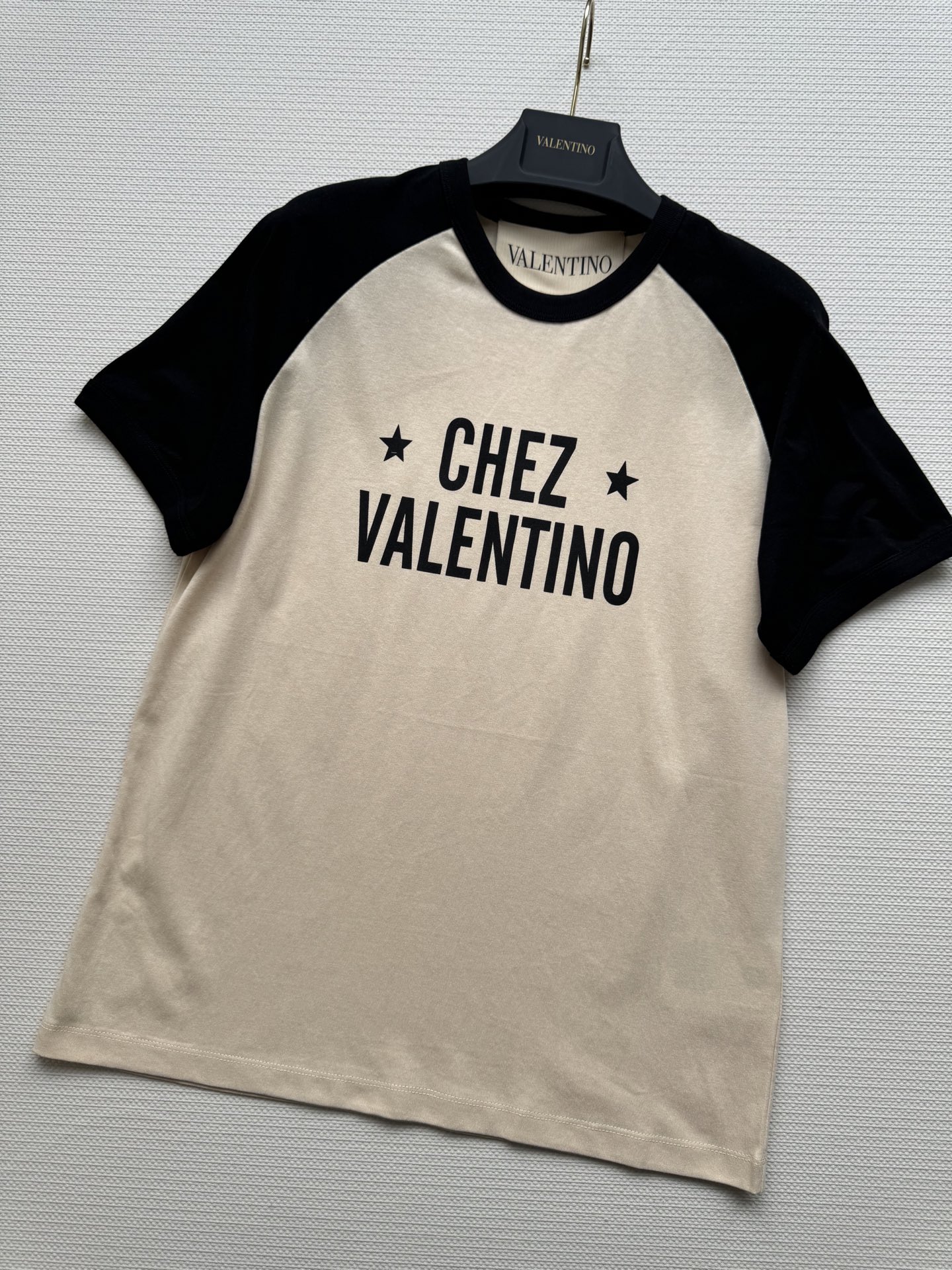 Valentino Women's Star Logo T-Shirt - Comfortable and Stylish 4 i1745905838838 8353 0 2