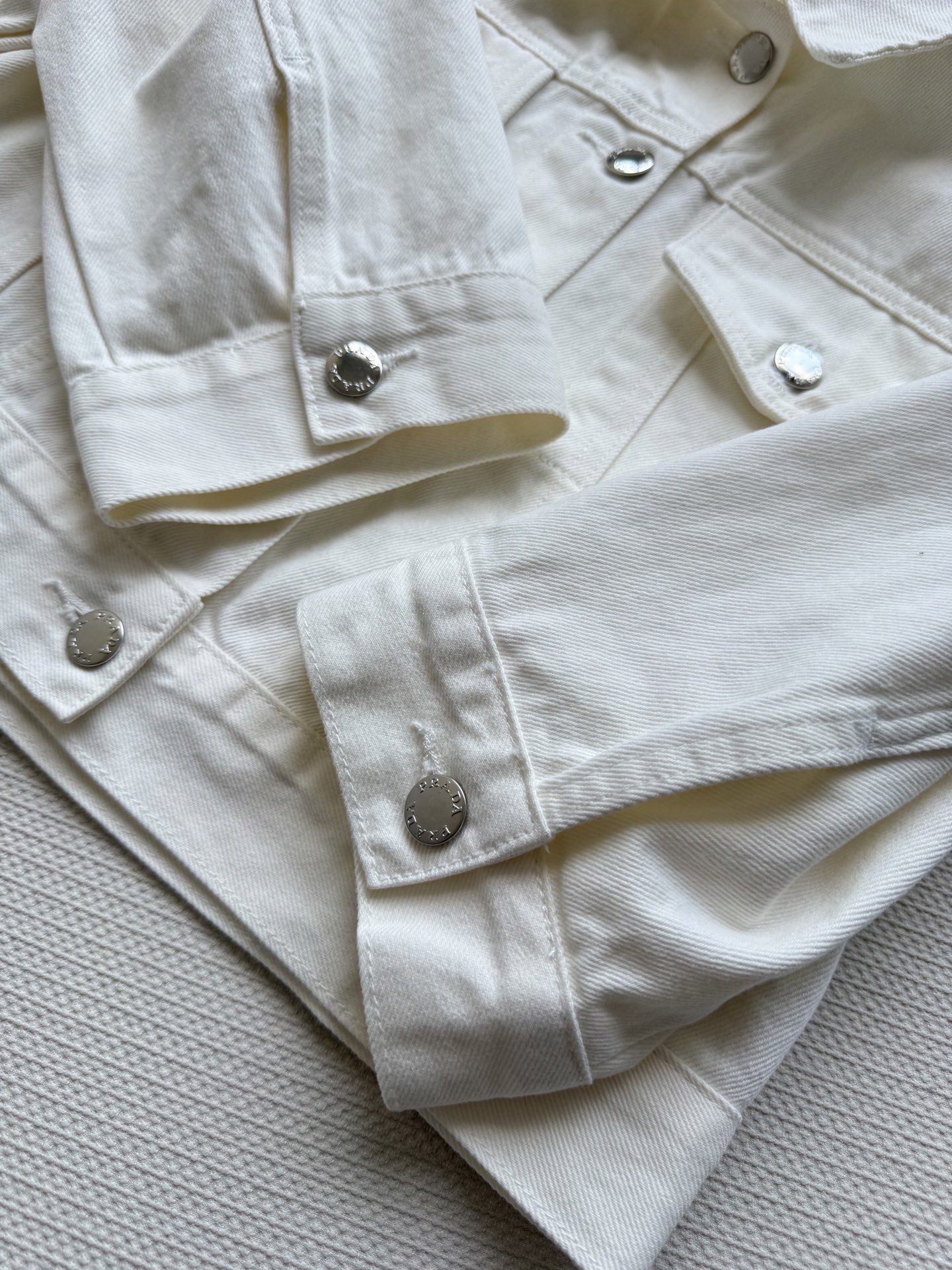 Prada Cropped Denim Jacket - Stylish, Comfortable, and Durable Design 8 i1745989384670 825 0 7