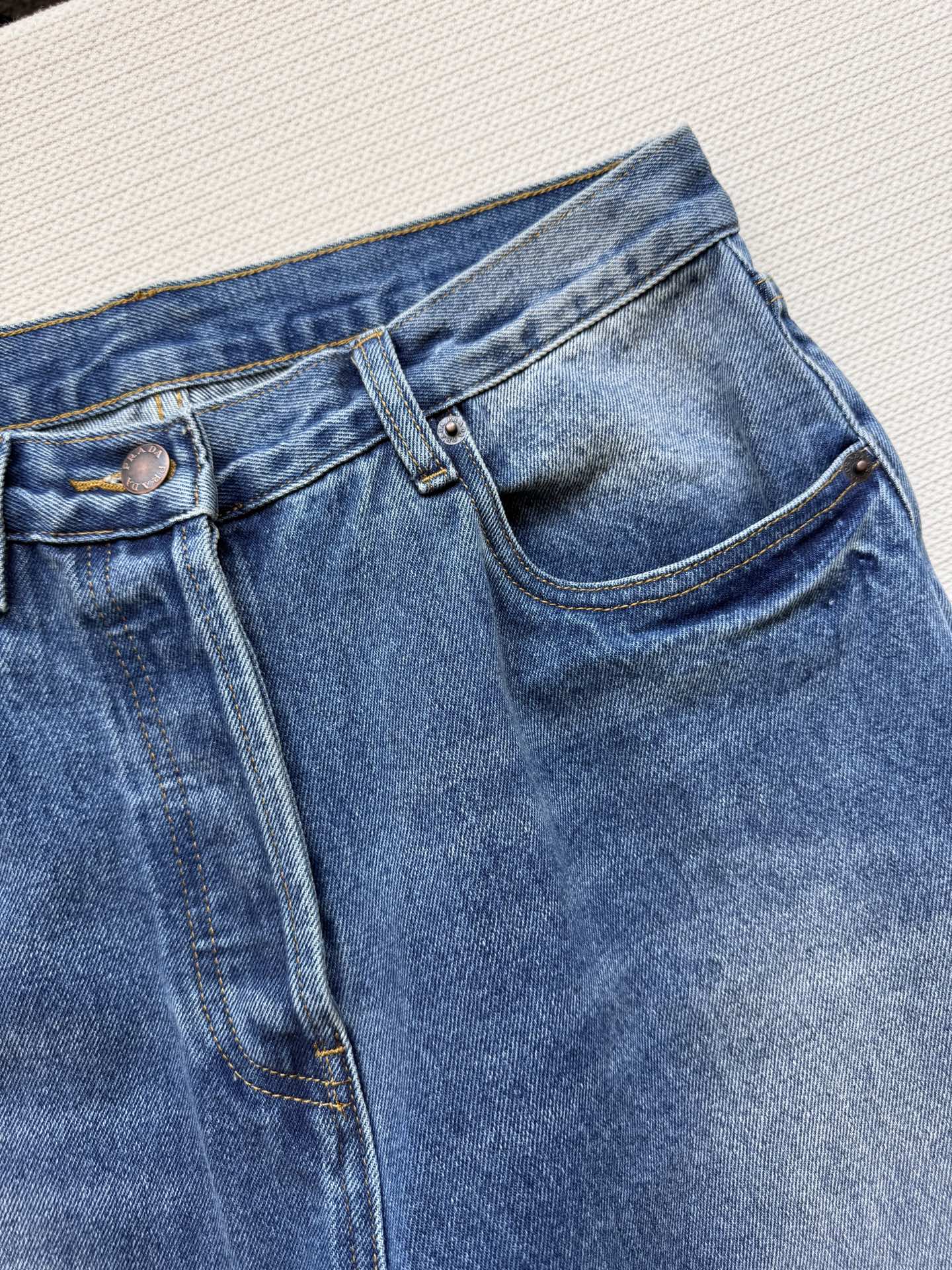 Prada High-Waisted Straight-Leg Jeans: Chic, Comfortable, and Flattering 7 i1745989568393 4528 0 4