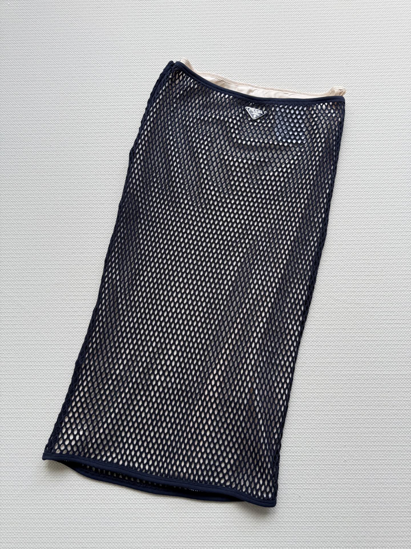 Prada Mesh Hollow Two-Piece Midi Skirt - Spring/Summer 2025 Collection 3 i1745990134124 9175 0 0