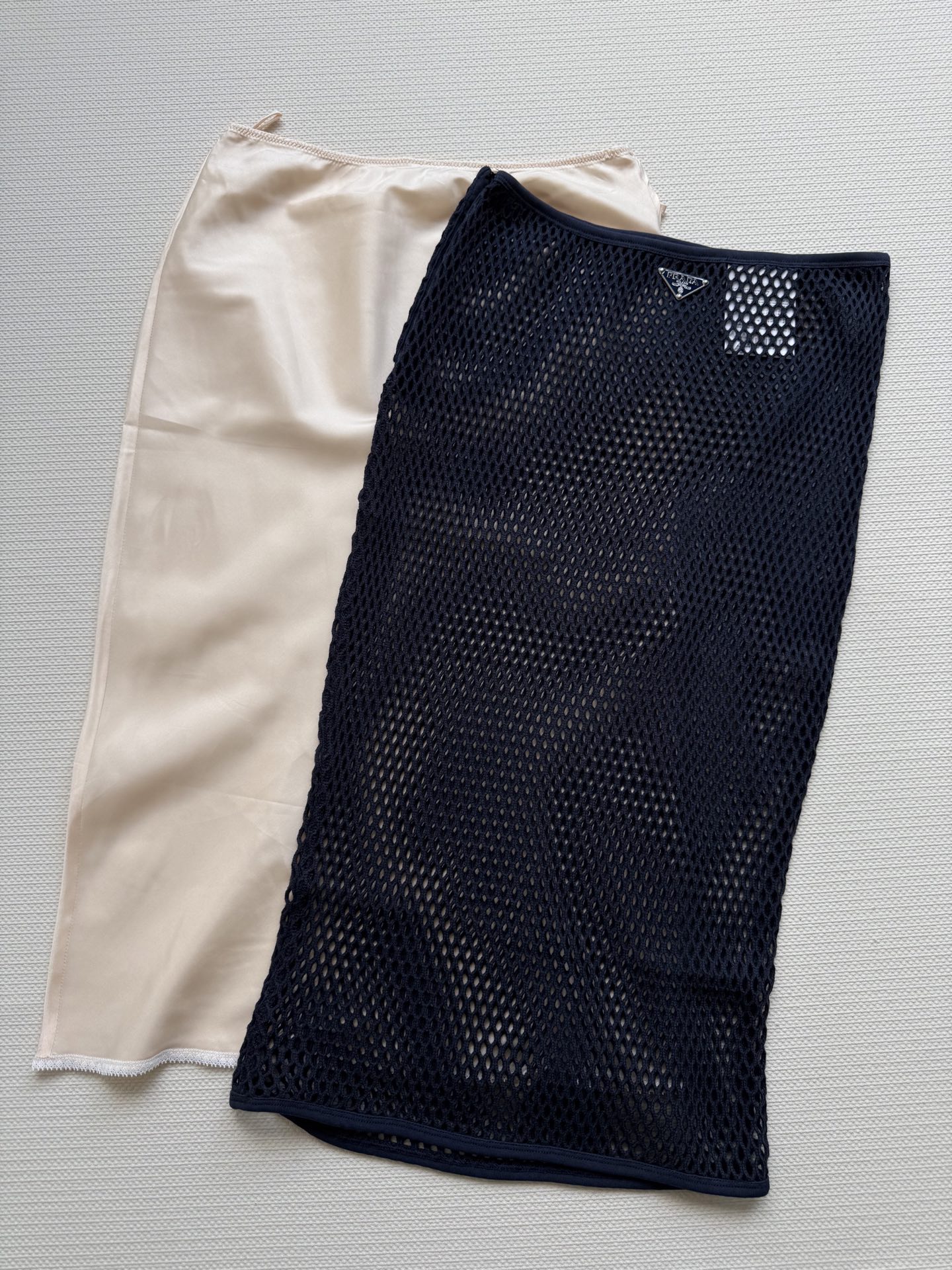 Prada Mesh Hollow Two-Piece Midi Skirt - Spring/Summer 2025 Collection 2 i1745990134131 9997 0 4