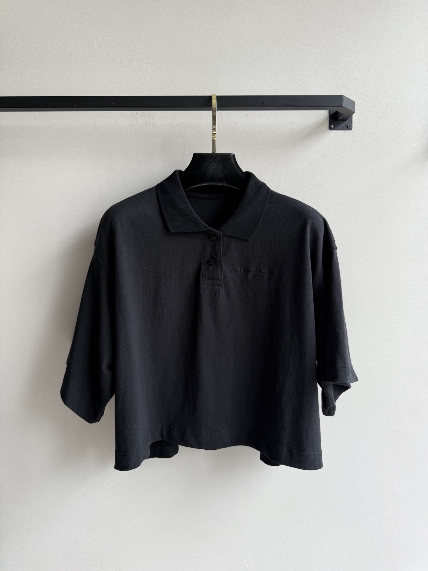 Fashionable One-Size-Fits-All Dress by Alexander Wang: P506 Collection Overview - 图片 1