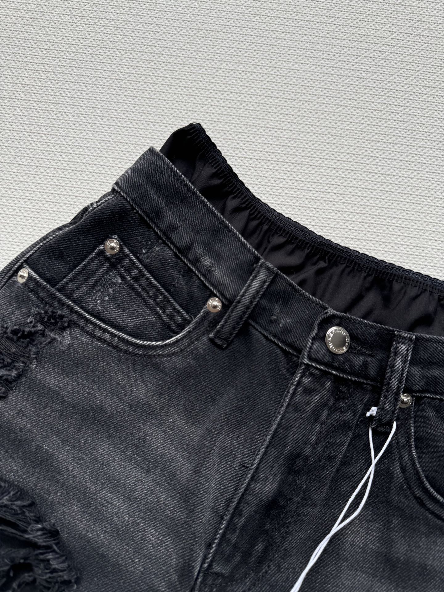 Stylish 25SS Lace Fake Jeans Suit Package by Alexderwan * King: Sophisticated Design with SML Details - 图片 4