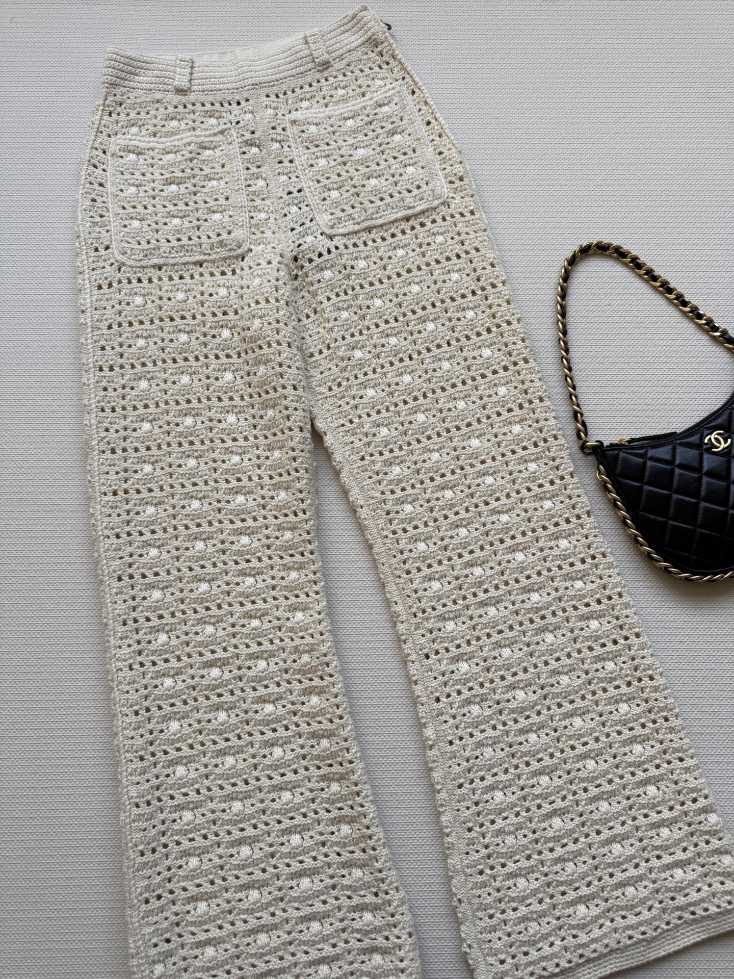 LoroPiana🆕，25s新品，缕空小性感慵懒自在的氛氛围！叠搭极简老钱风穿搭开衫立体勾织重工奢华神秘