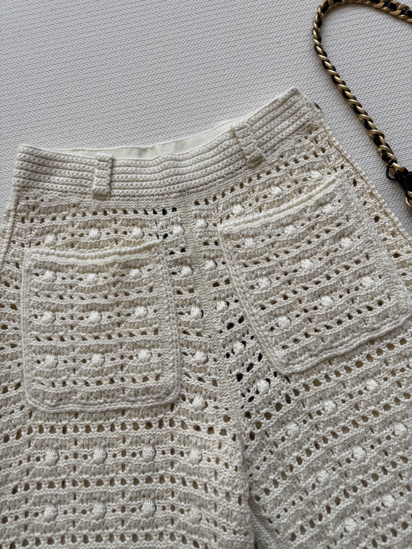 LoroPiana🆕，25s新品，缕空小性感慵懒自在的氛氛围！叠搭极简老钱风穿搭开衫立体勾织重工奢华神秘