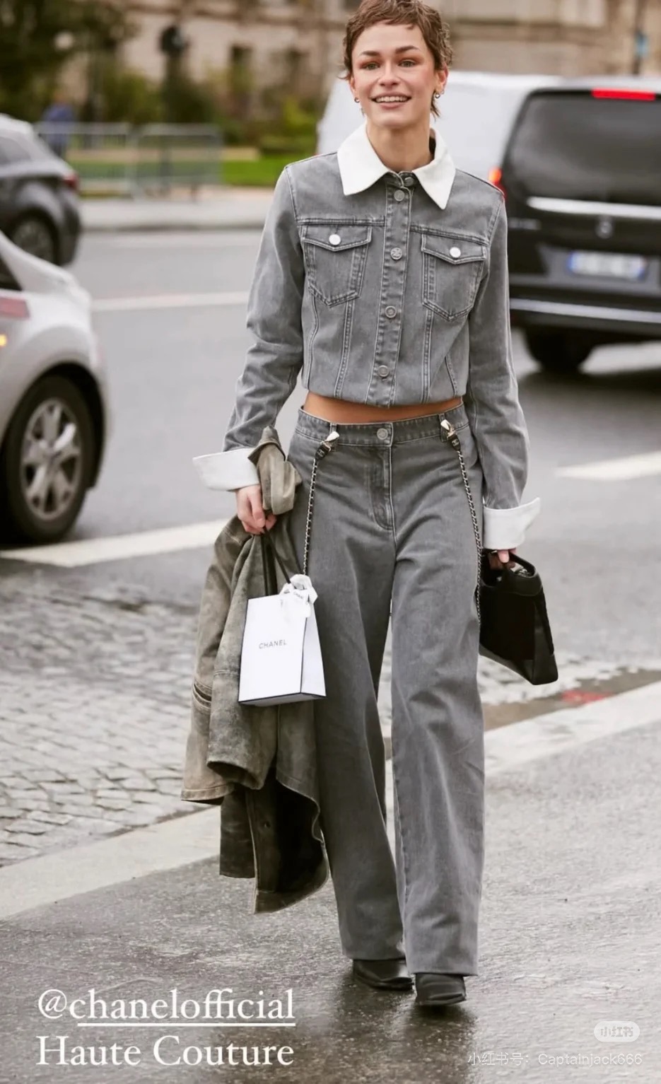 [Chanel Women