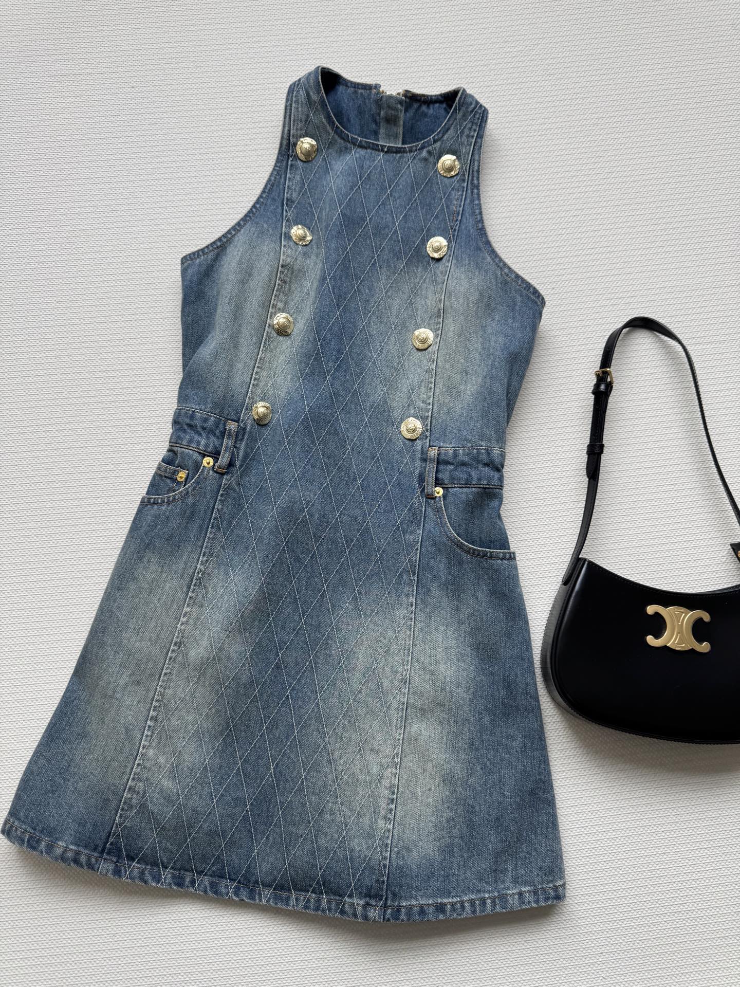 P828 original hard-core female suit, packing Balmai* new money, luxurious old money with classic gold buttons. SML - 图片 3