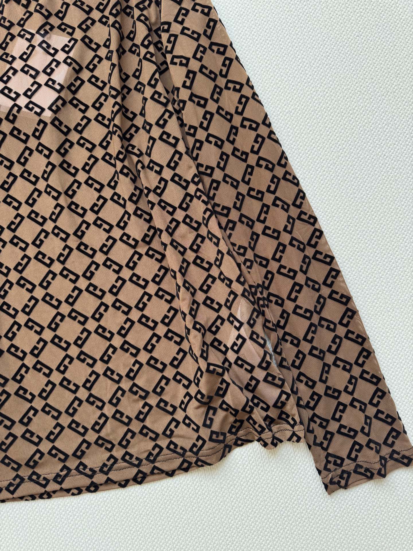 Givenchy P483 Female Suit: One-Size-Fits-All, Netted Fabrics, 4 Colors (SML) - 图片 5