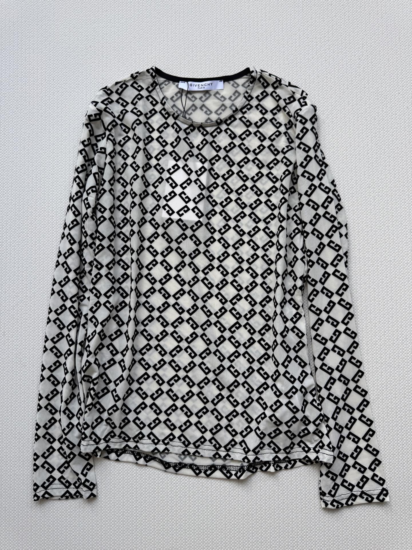 Givenchy’s New Netted Fabric Female Suit in Four Colors: First-rate and Hard-core - 图片 3