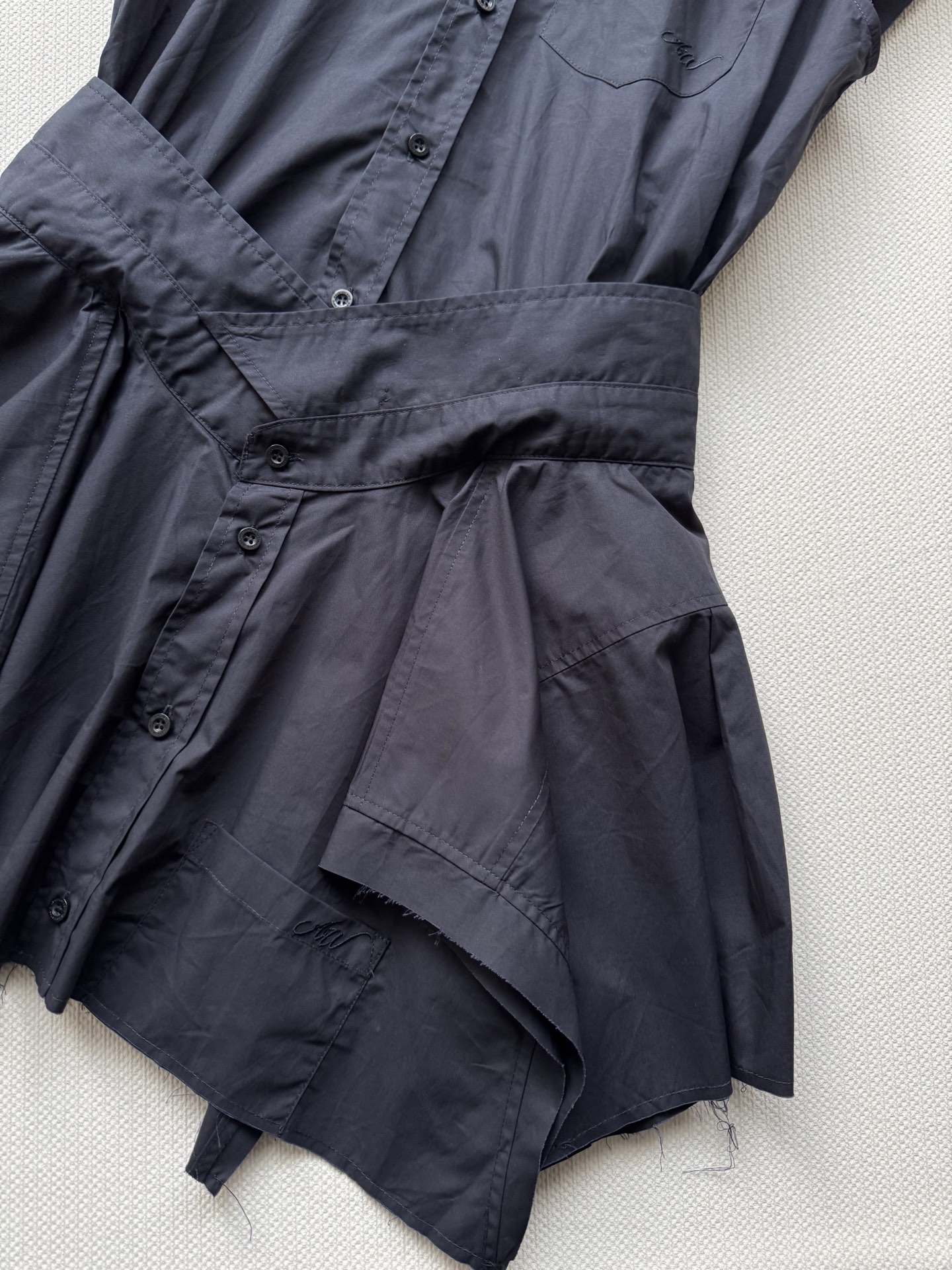 Stylish and Original: Alexander Wang’s P805 Cotton Silk Skirt Collection Highlights Embroidery and Tailoring - 图片 5
