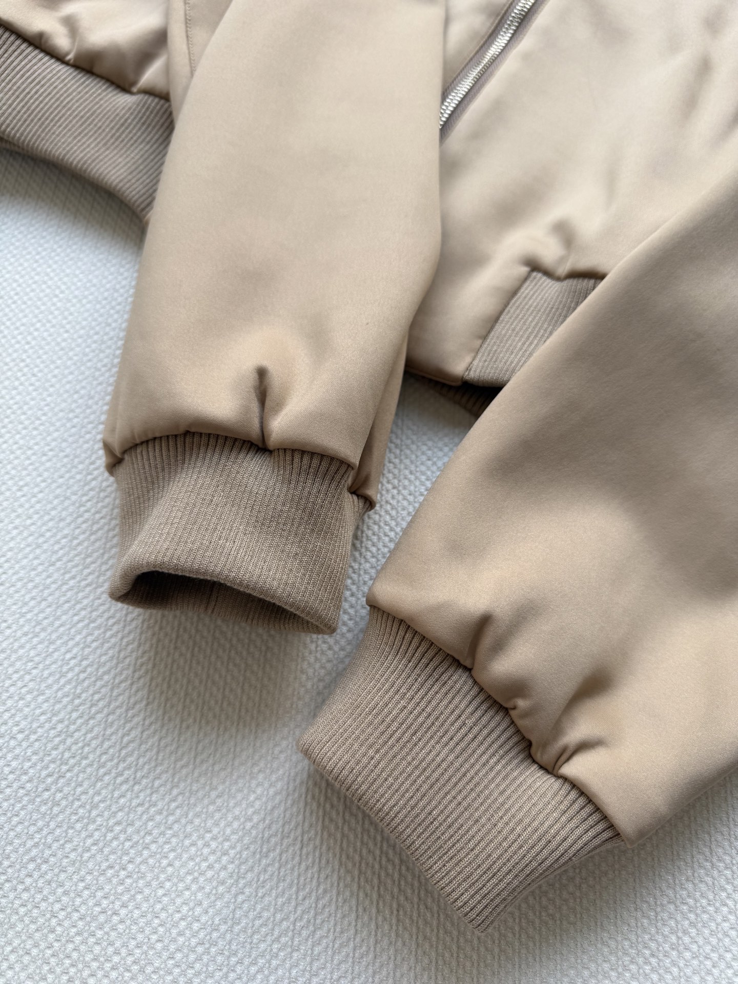 Louis Vuitto*🆕2025新品立领空气棉夹克外套🧥原版开发 高版出品 透气舒适 金属配饰都是原