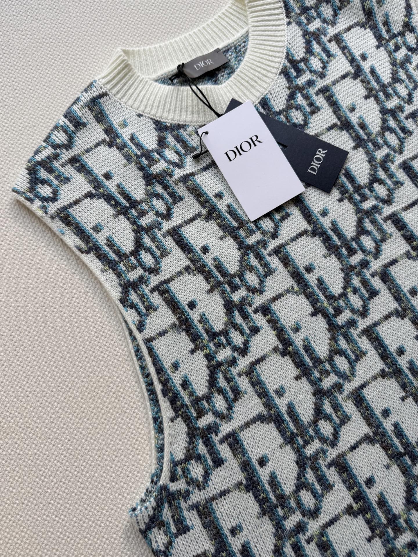 DIOR*25 Women's Wool Vest: Relaxed Fit with Embroidered Logo - S, M, L 6 i1753508056905 8514 0 4