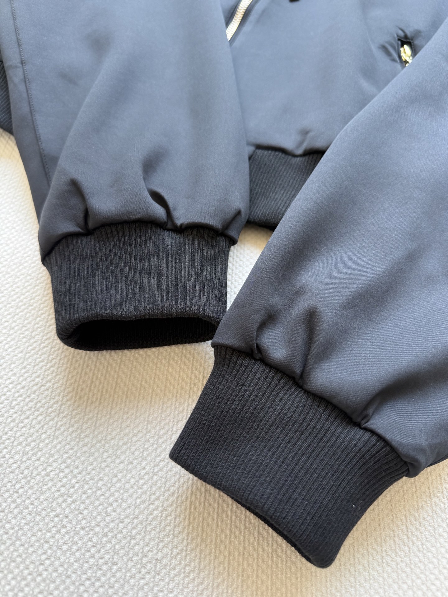 Louis Vuitto*🆕2025新品立领空气棉夹克外套🧥原版开发 高版出品 透气舒适 金属配饰都是原