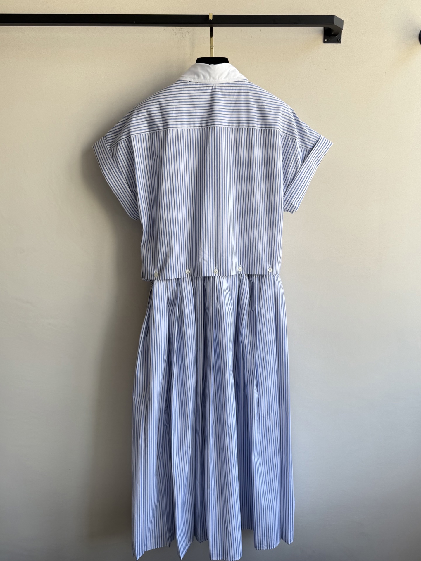 Miu Miu Striped Short Sleeve Shirt Dress - Versatile & Detachable Design 3 i1753594358938 3850 0 1