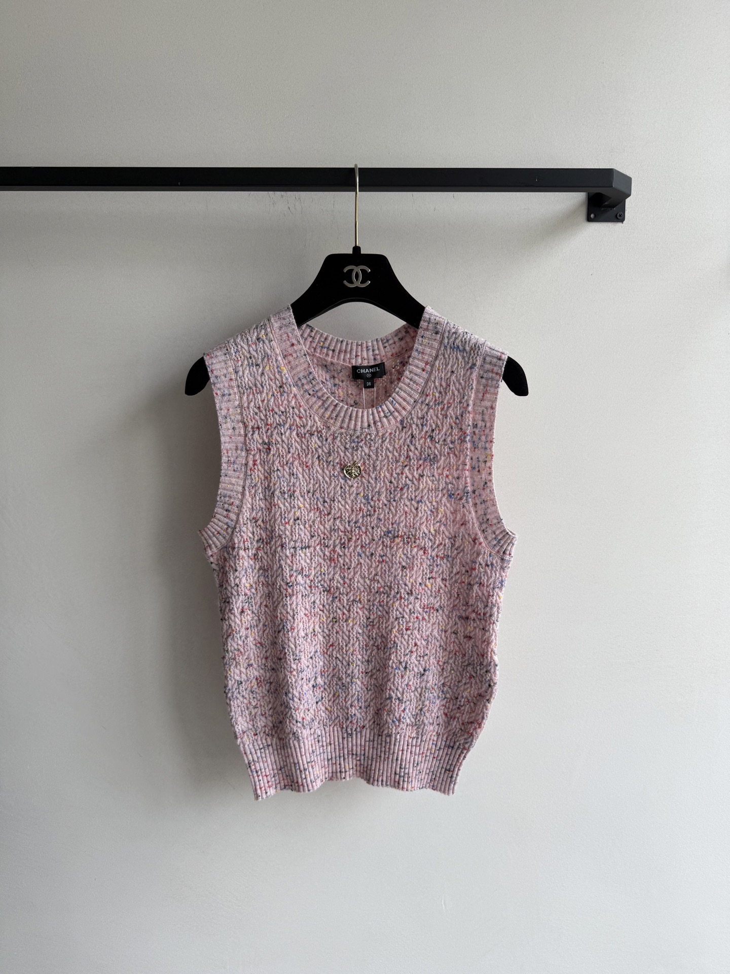 Chane*🆕25A高级手工坊系列新款 经典圆领针织小背心 yb开发！高版出品！定制拼色特种花纱，白富美